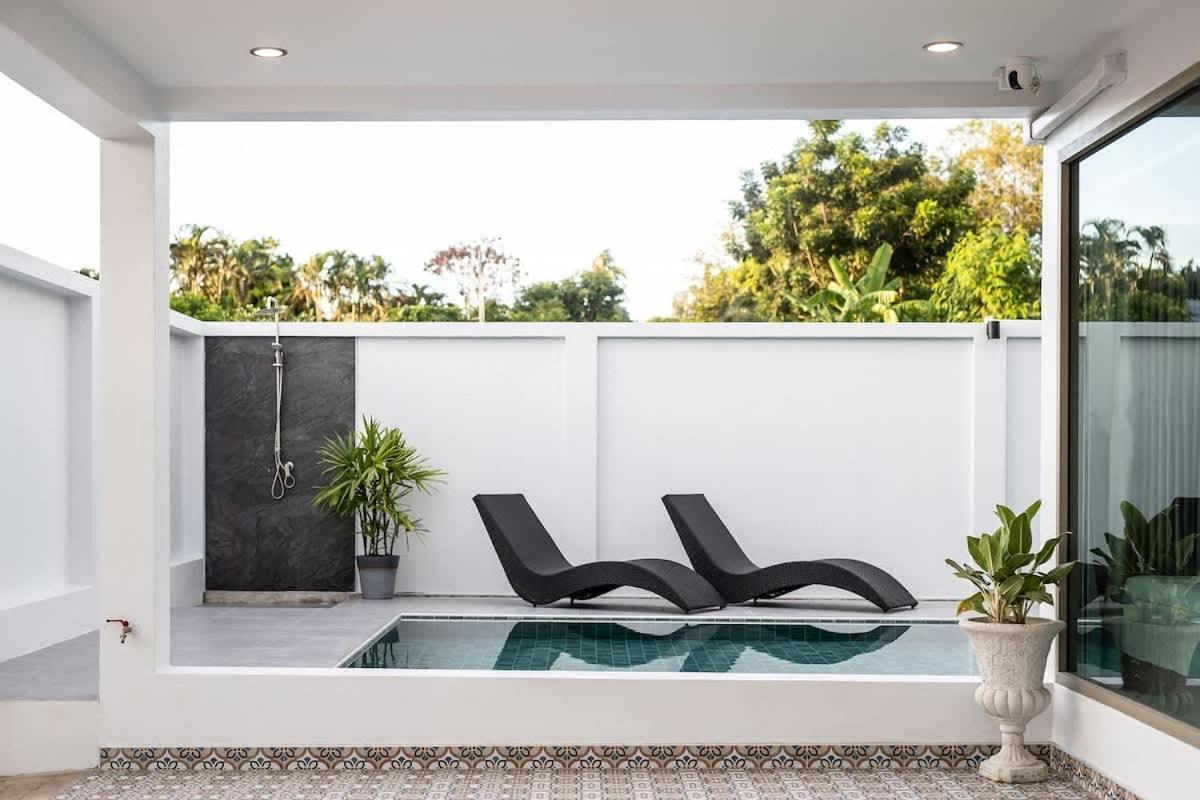 New Luxury In Villa *