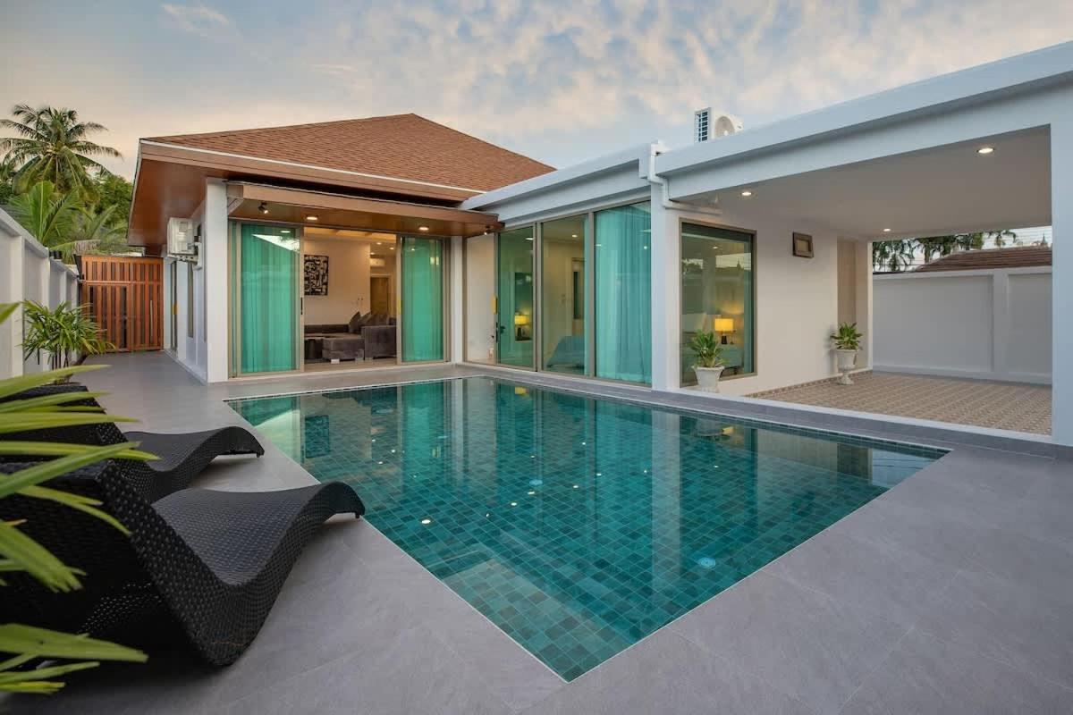 Villa New Luxury In *