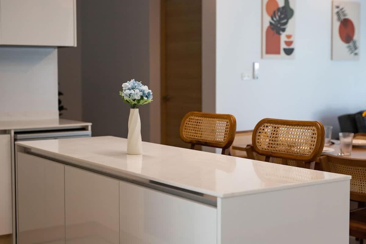 Luxury 3bdr New In Villa *