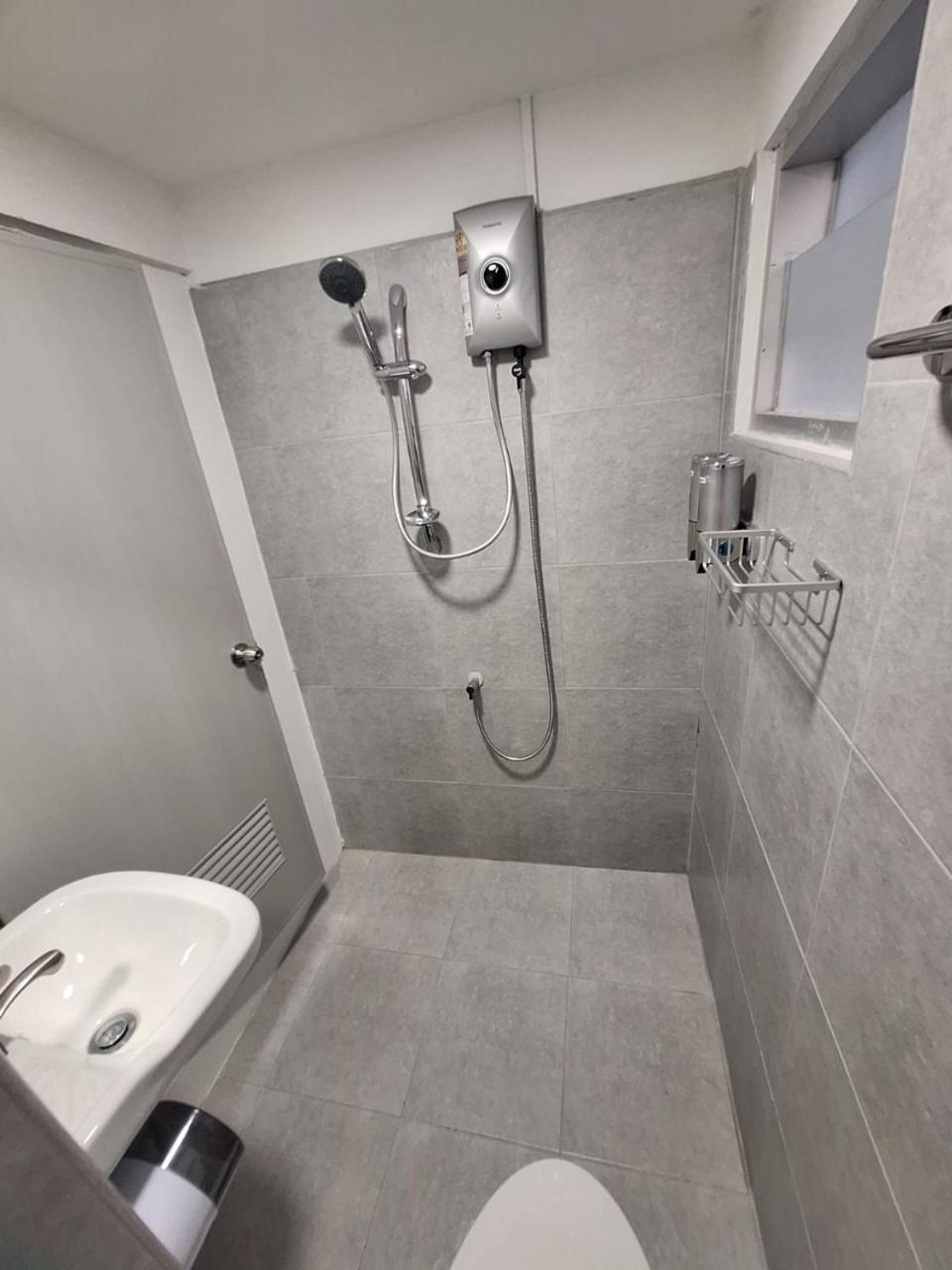 Hostel At Rawai Phuket