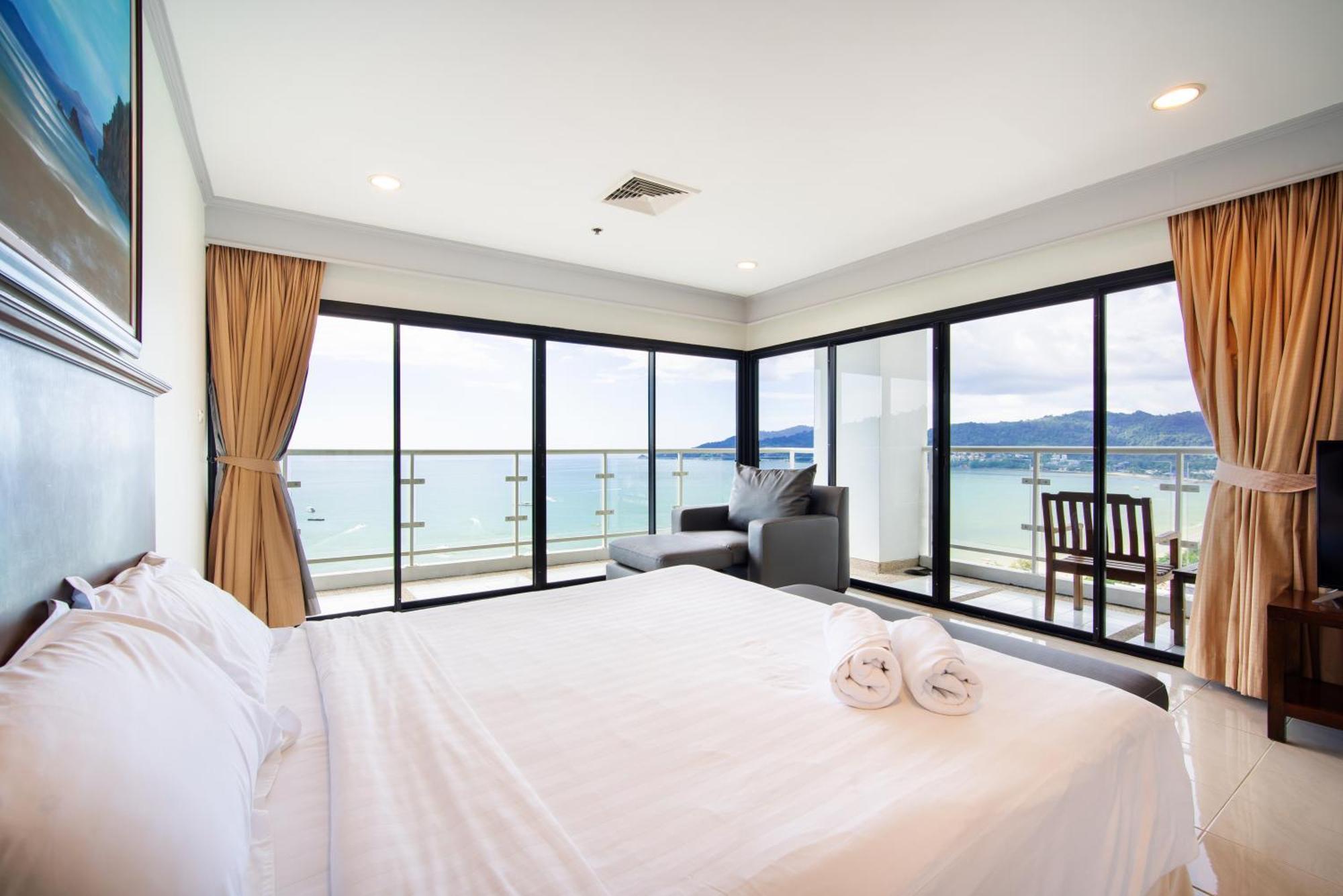 Tower Superior Seaview 3br 2402 Apartment Patong