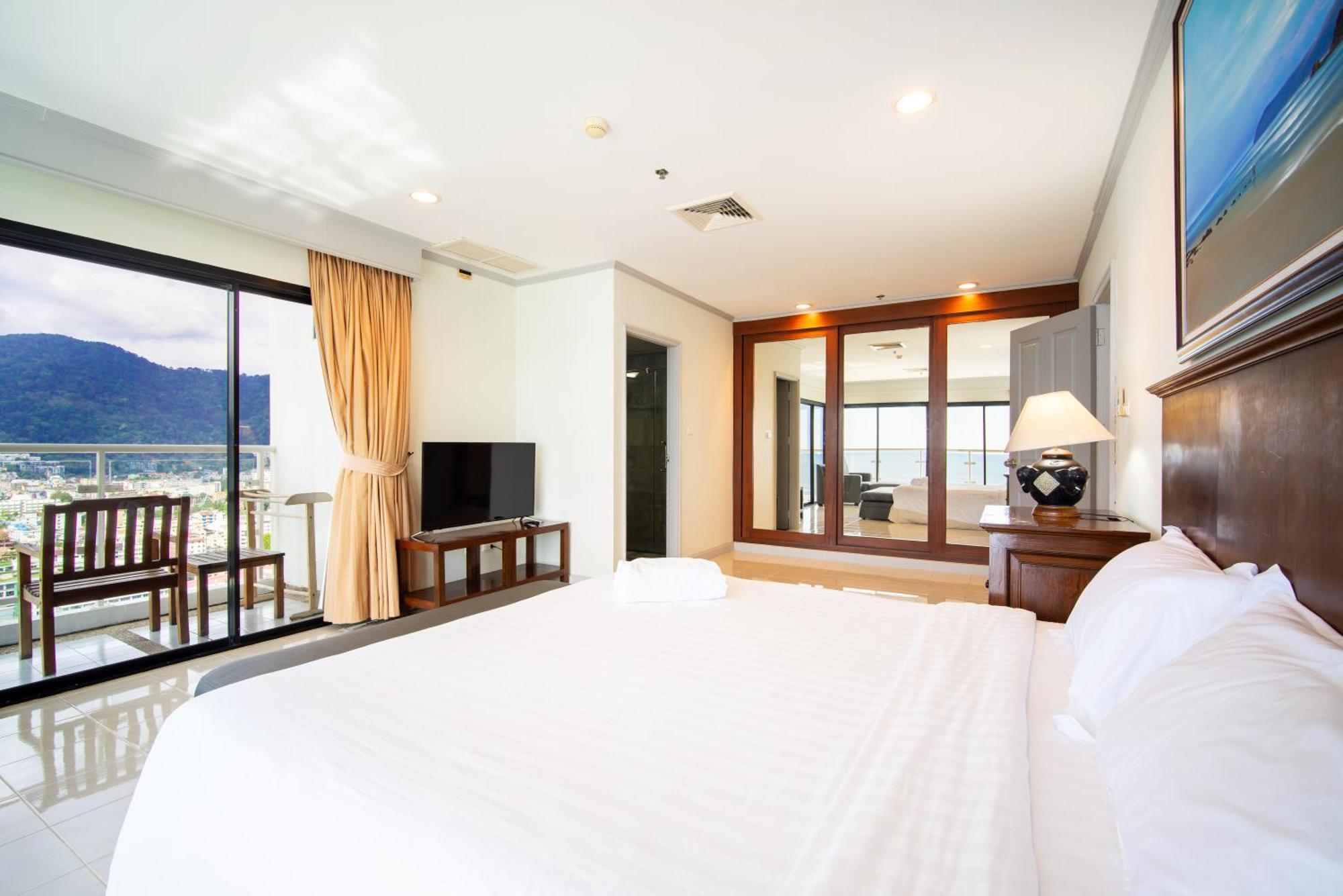 Tower Superior Seaview 3br 2402 Patong