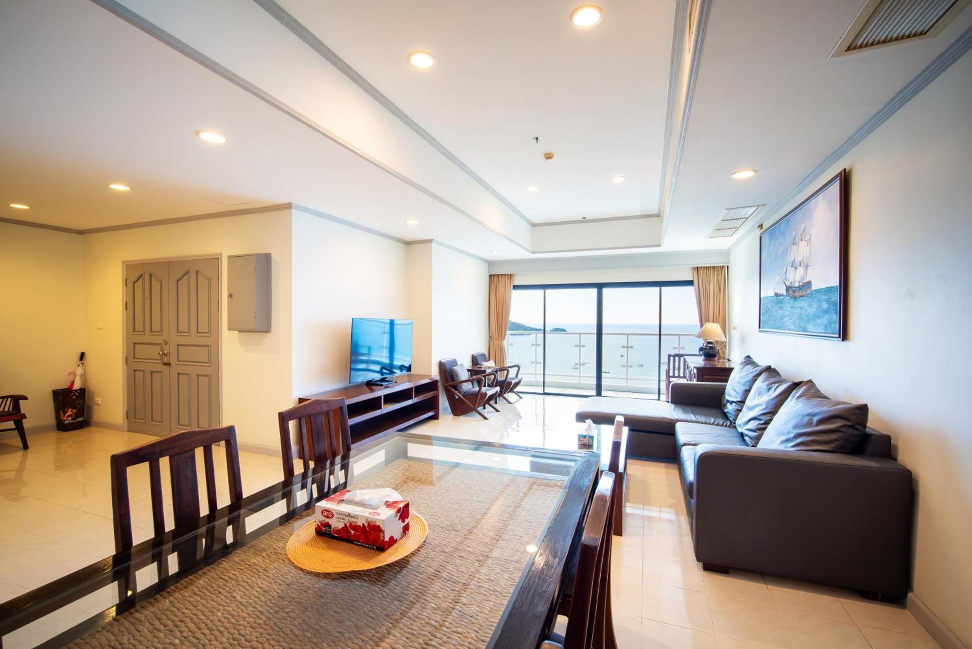 Tower Superior Seaview 3br 2402 Apartment Patong