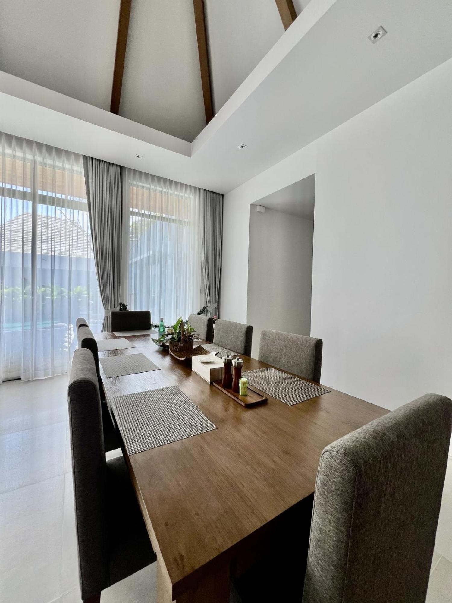 Bang Tao Anchan Flora 3 Bd Villa Ban Phru Champa