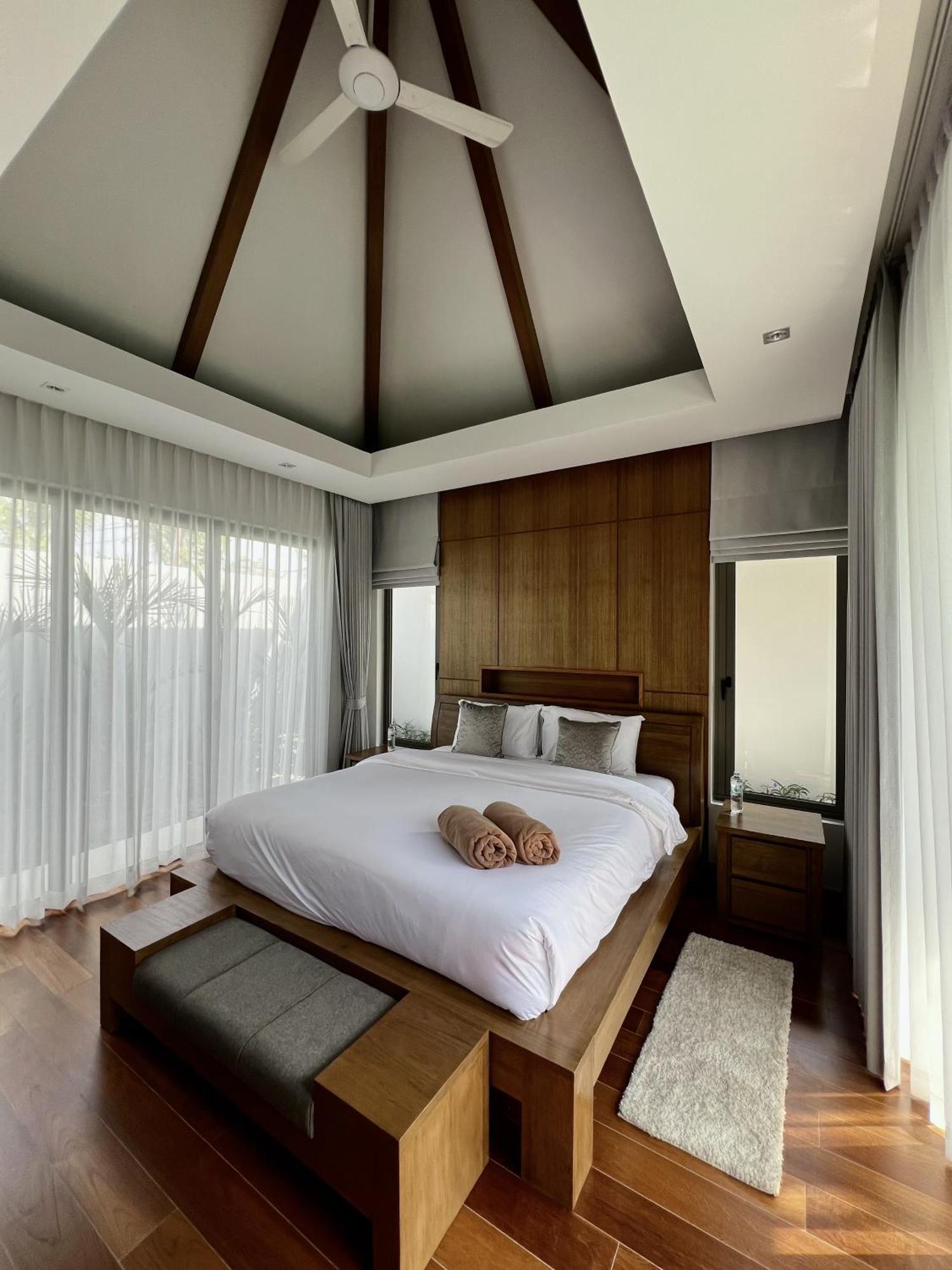 Villa Bang Tao Anchan Flora 3 Bd *