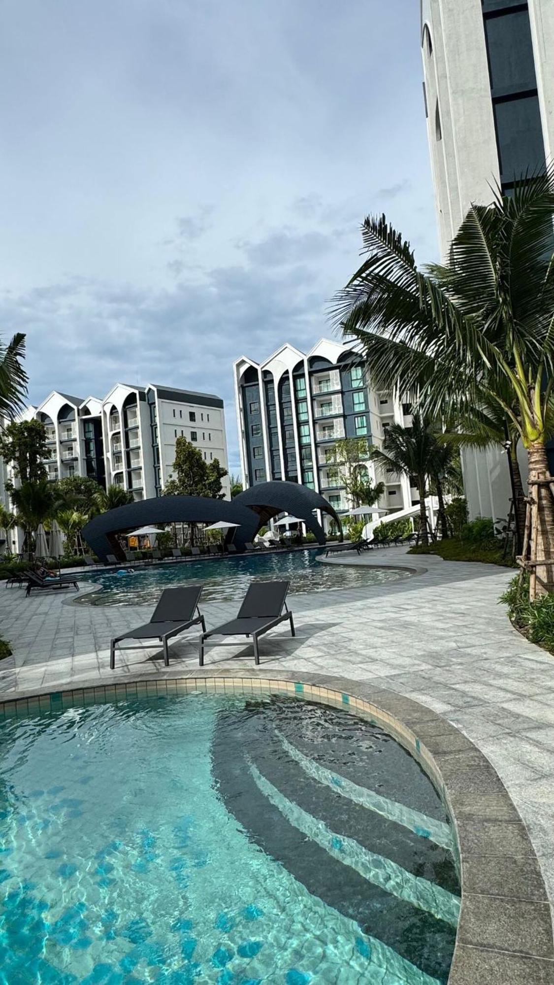 Title Halo, 2 Bedrooms Apartment