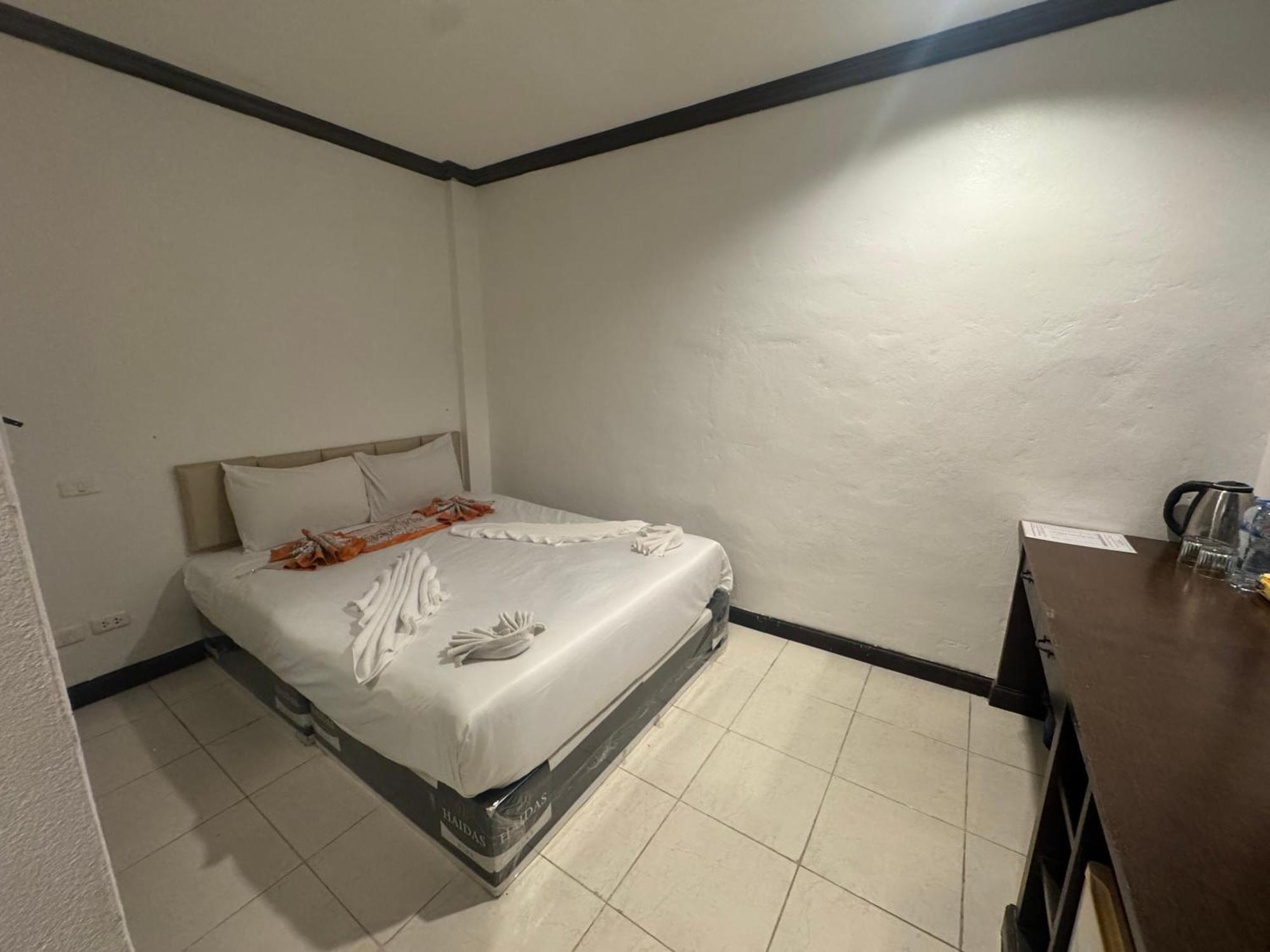 Zephyr House Patong