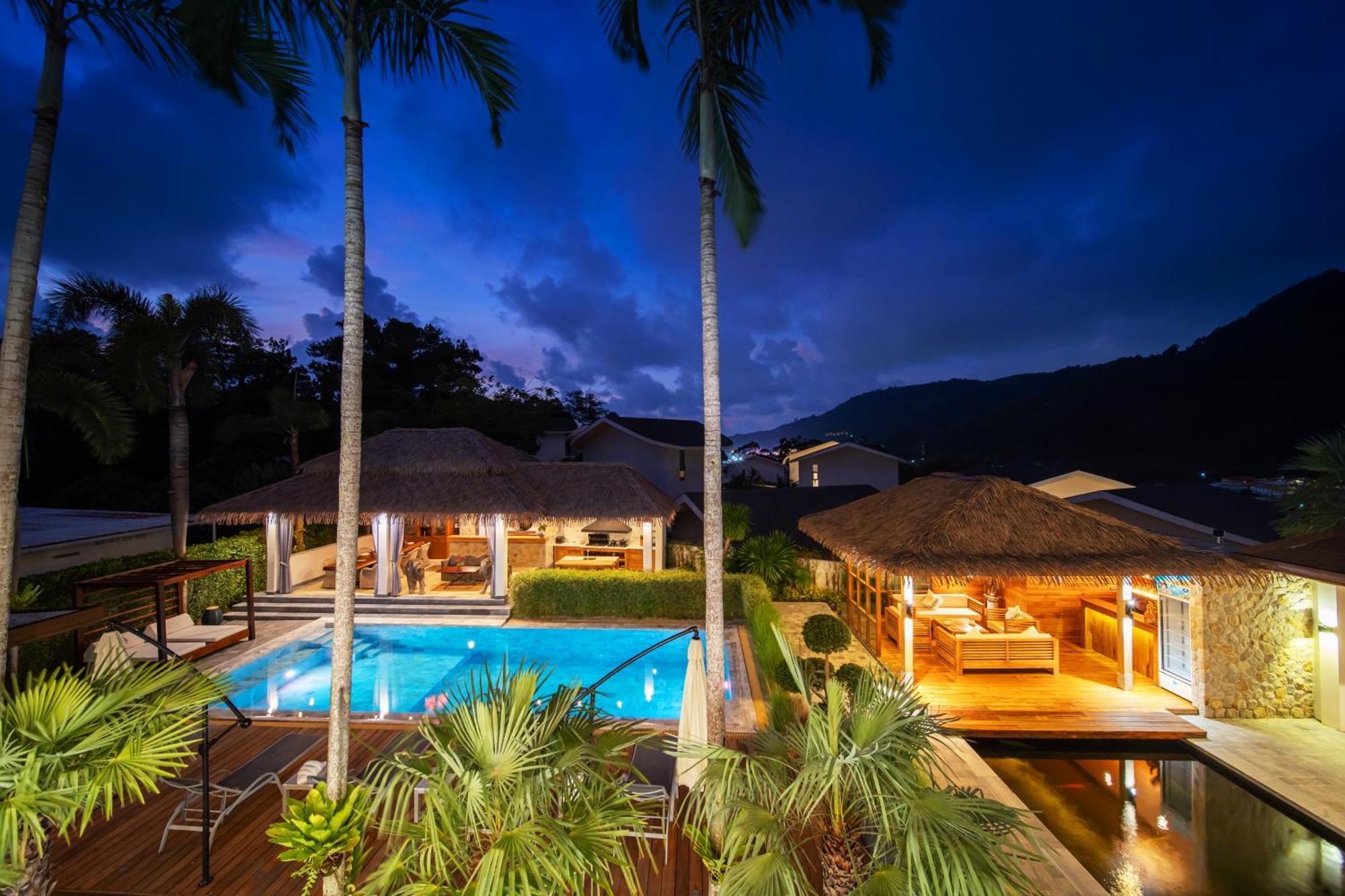 Villa 1000 Sqm New Luxury 4 Bedroom Pool Extra Large Space Amazing Sunset