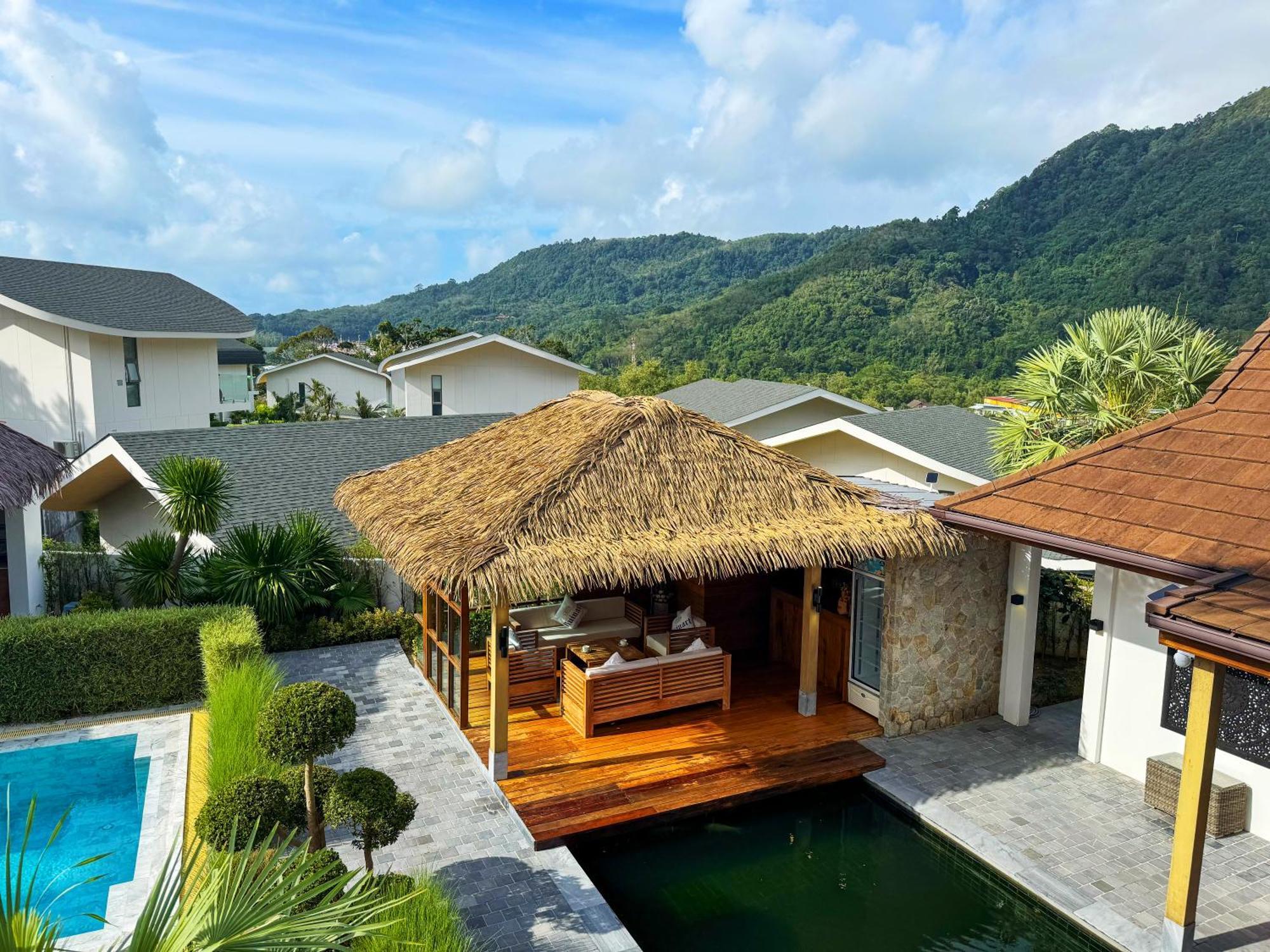 Villa 1000 Sqm New Luxury 4 Bedroom Pool Extra Large Space Amazing Sunset *