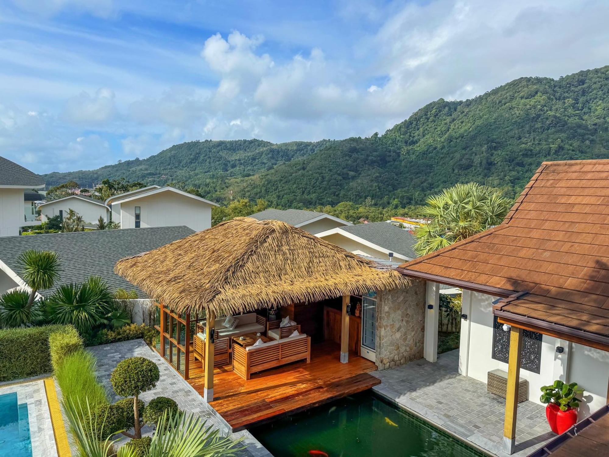 1000 Sqm New Luxury 4 Bedroom Pool Extra Large Space Amazing Sunset Villa