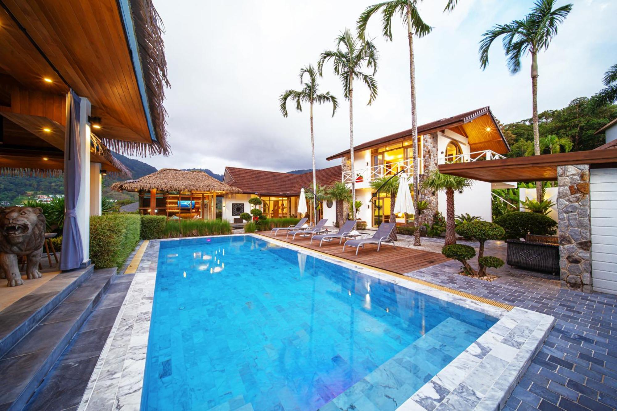 1000 Sqm New Luxury 4 Bedroom Pool Extra Large Space Amazing Sunset Villa *