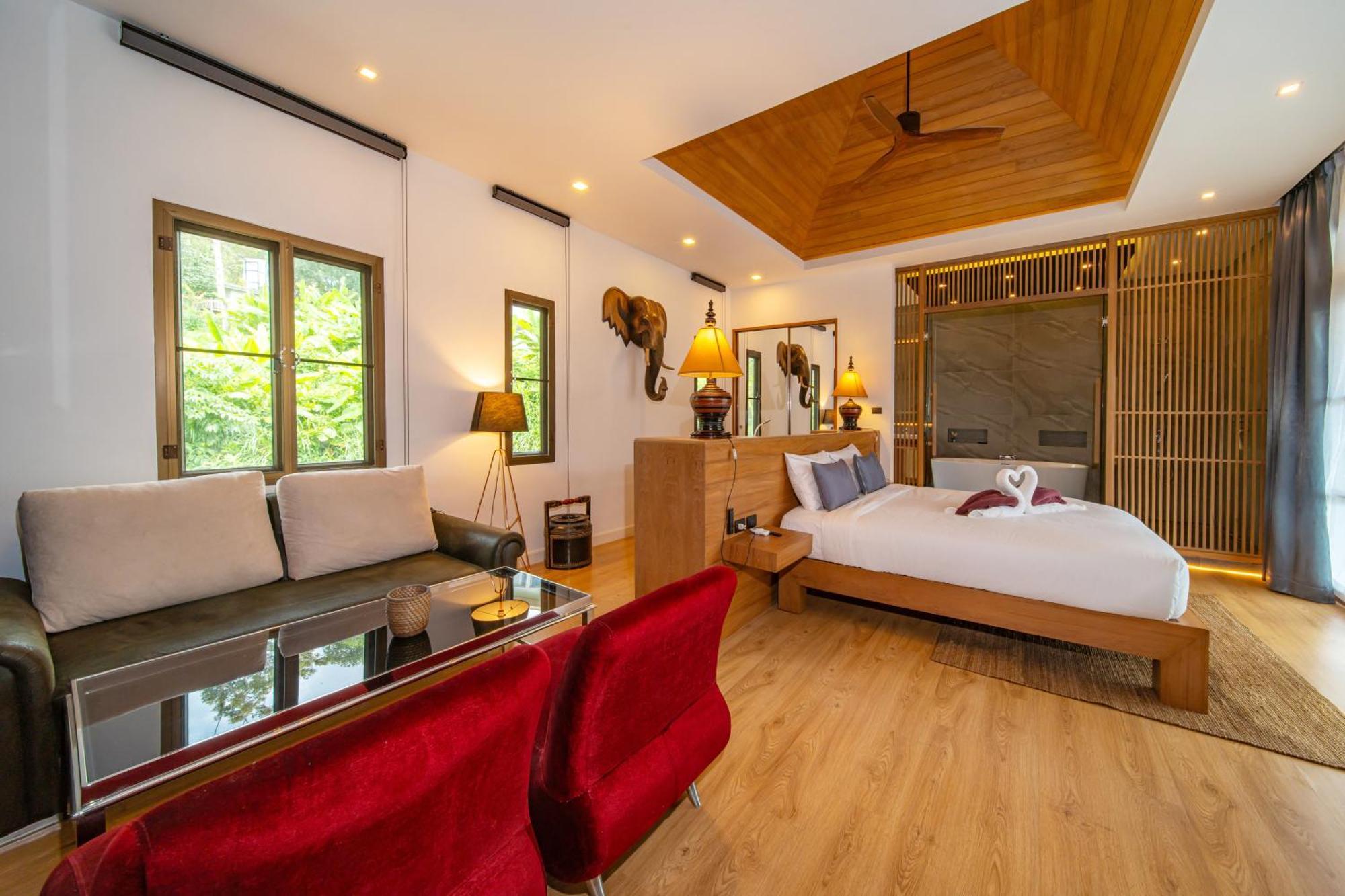 1000 Sqm New Luxury 4 Bedroom Pool Extra Large Space Amazing Sunset Kamala Beach