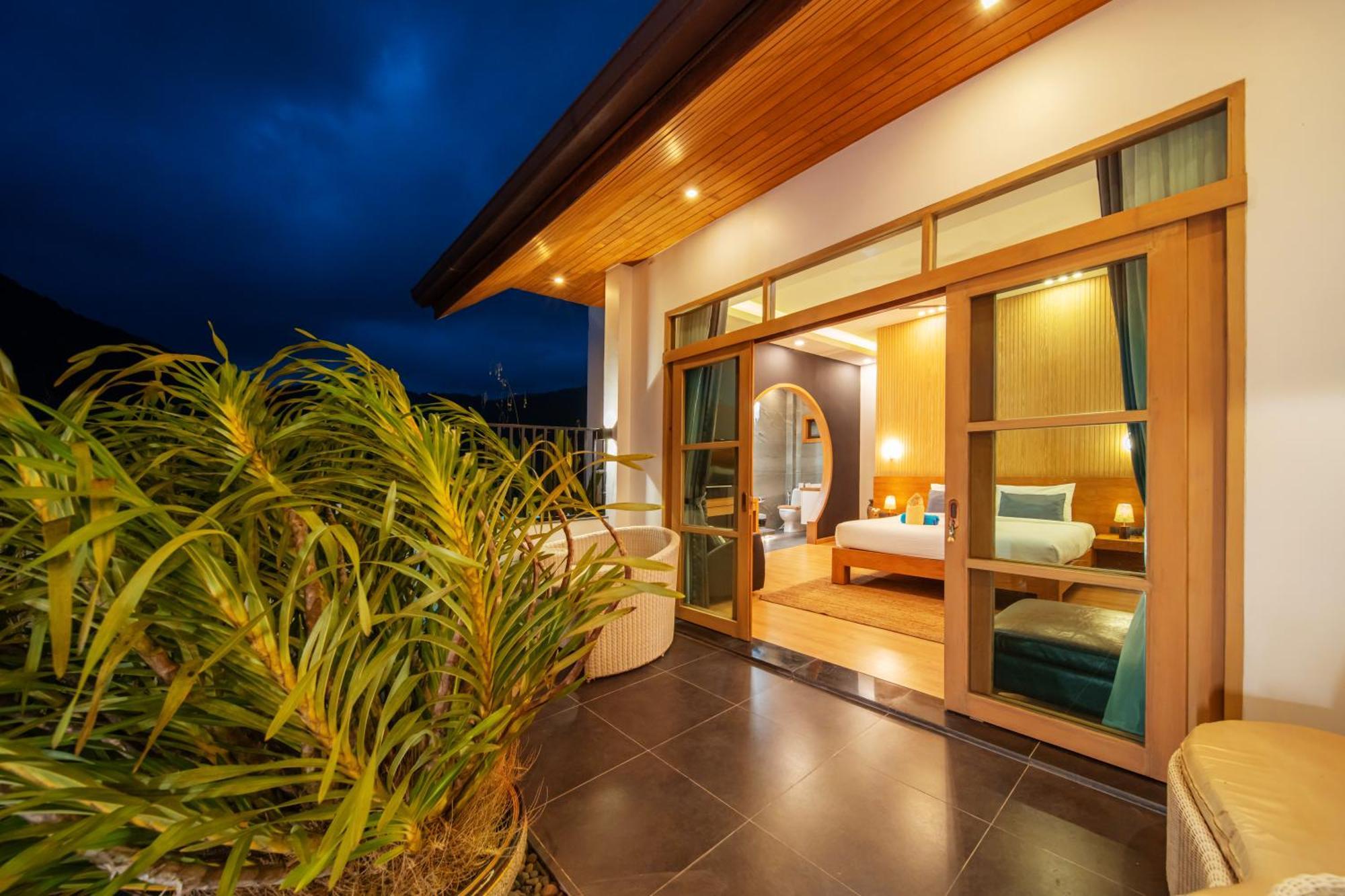Villa 1000 Sqm New Luxury 4 Bedroom Pool Extra Large Space Amazing Sunset