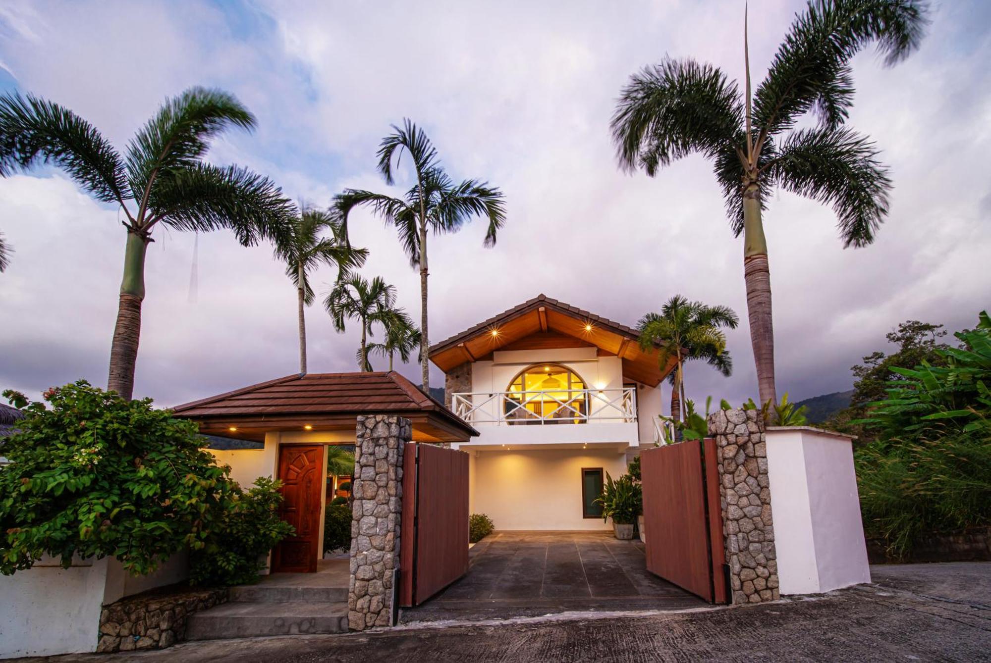 1000 Sqm New Luxury 4 Bedroom Pool Extra Large Space Amazing Sunset Villa Kamala Beach