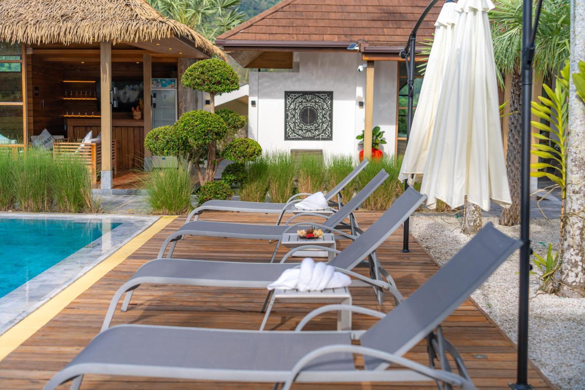 1000 Sqm New Luxury 4 Bedroom Pool Extra Large Space Amazing Sunset Villa *