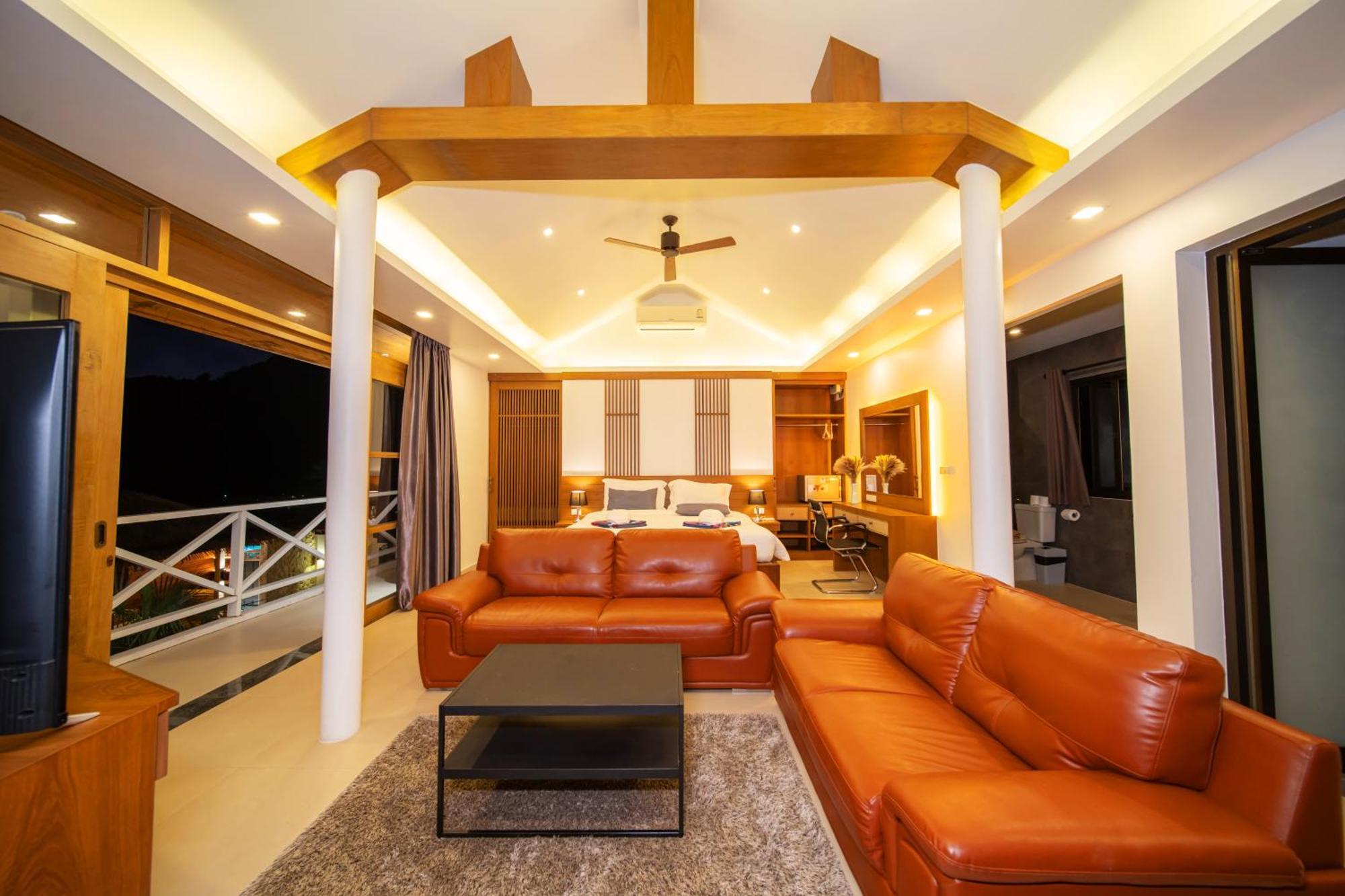 1000 Sqm New Luxury 4 Bedroom Pool Extra Large Space Amazing Sunset Villa