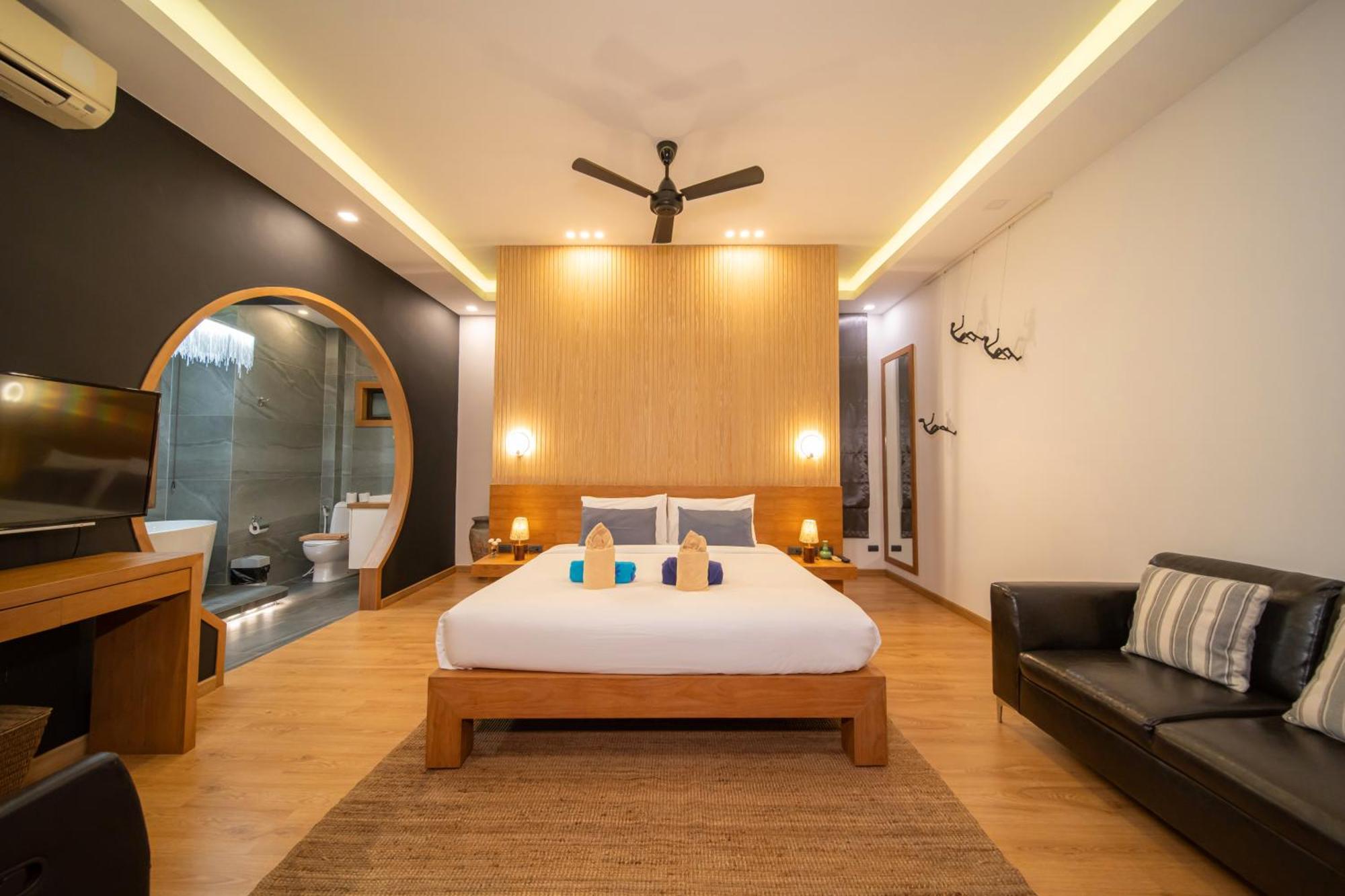 Villa 1000 Sqm New Luxury 4 Bedroom Pool Extra Large Space Amazing Sunset *