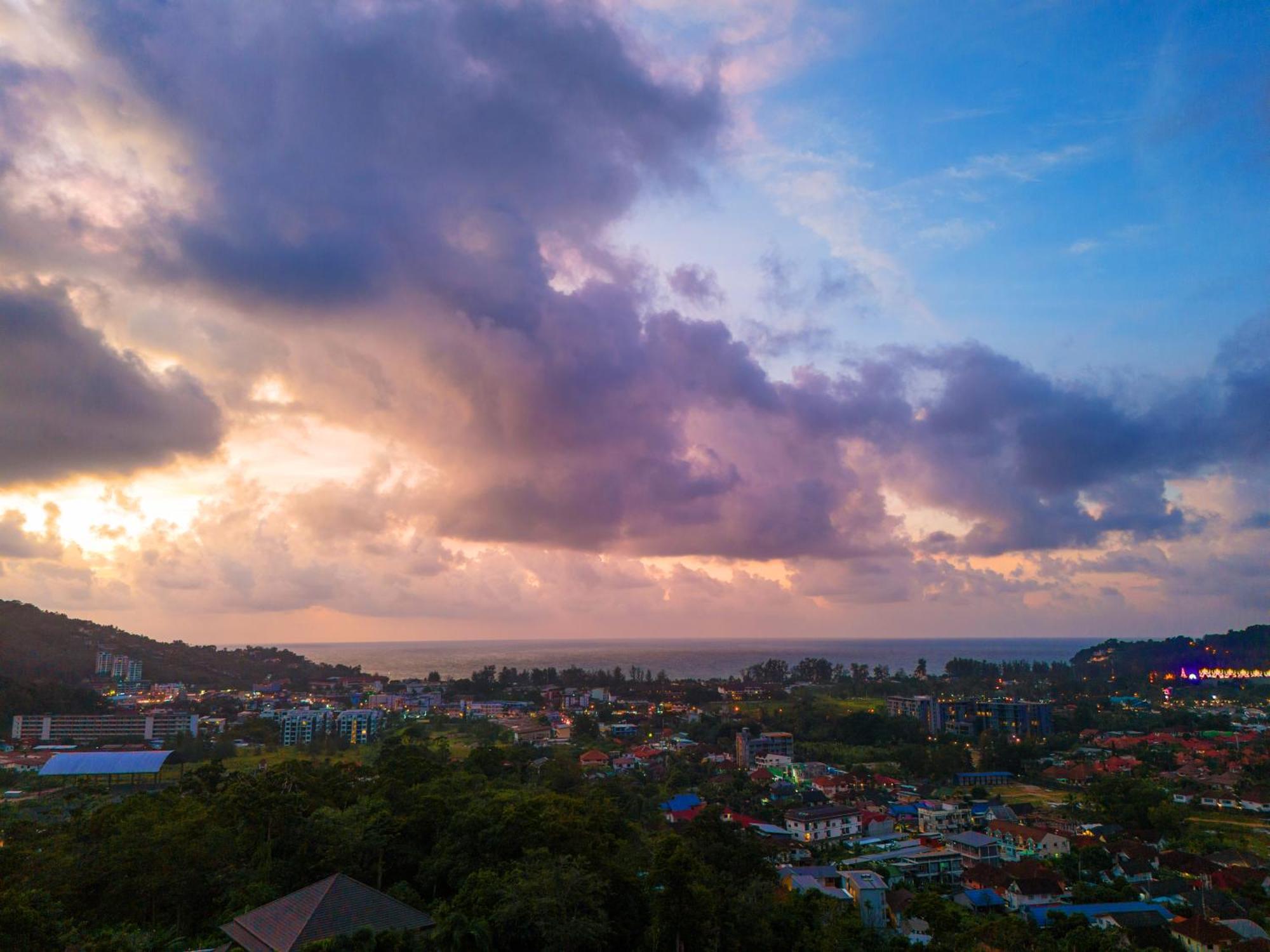 1000 Sqm New Luxury 4 Bedroom Pool Extra Large Space Amazing Sunset Kamala Beach