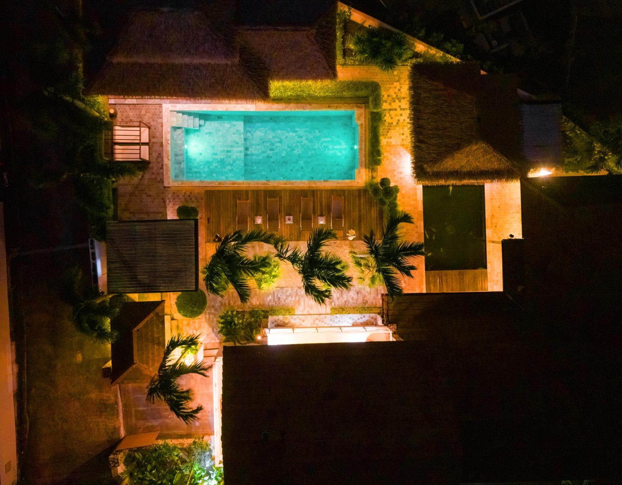 Villa 1000 Sqm New Luxury 4 Bedroom Pool Extra Large Space Amazing Sunset *