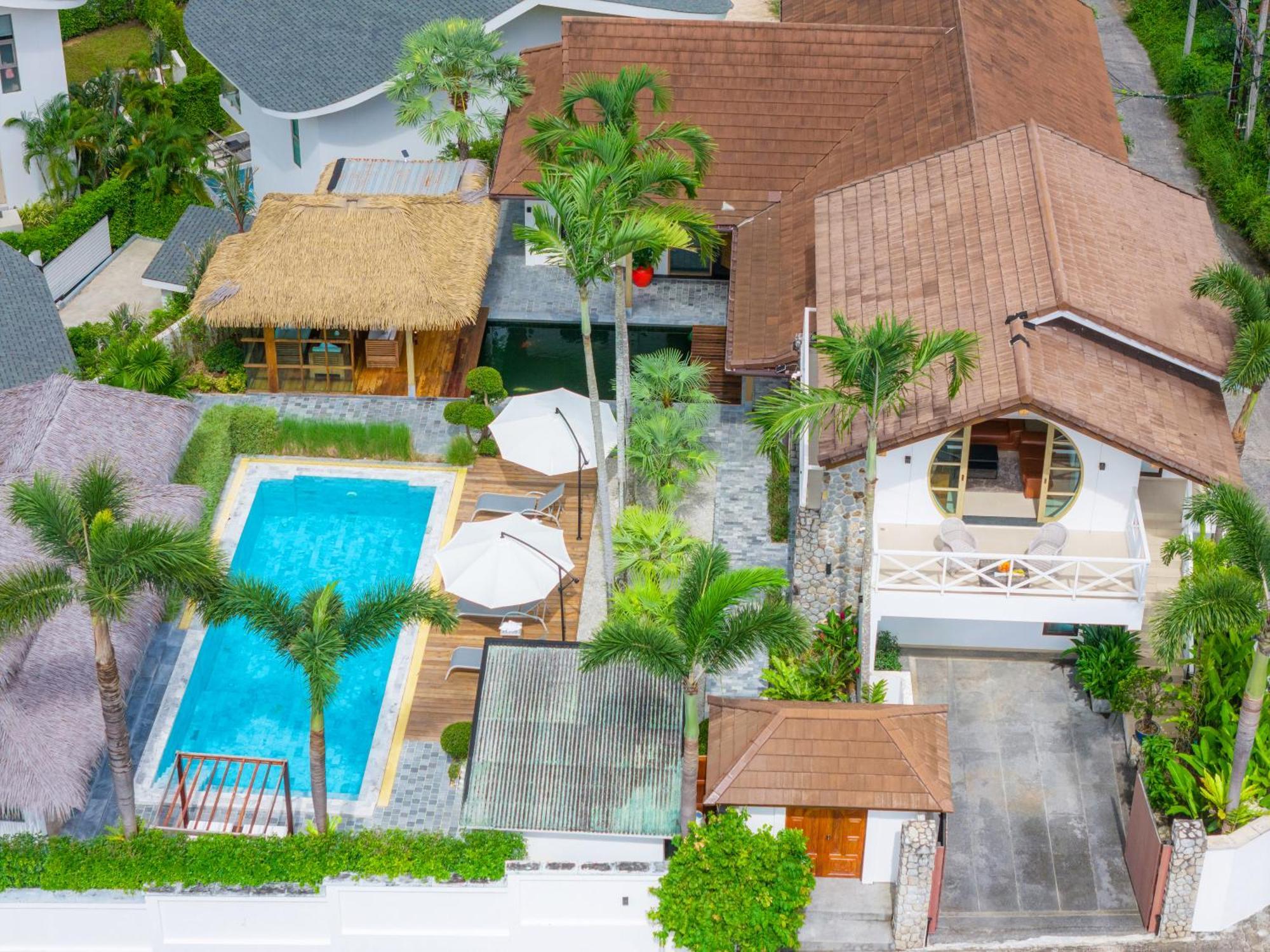 1000 Sqm New Luxury 4 Bedroom Pool Extra Large Space Amazing Sunset Villa
