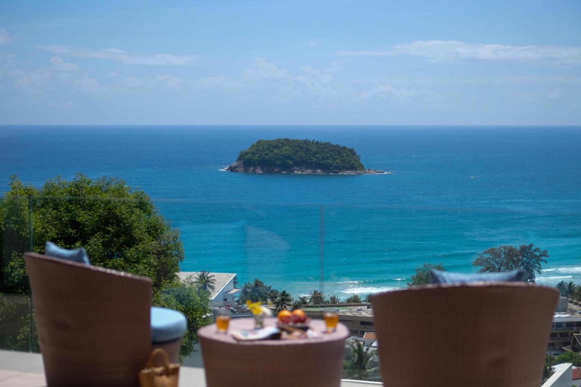 The Heights Penthouse Ocean View A11 Near *