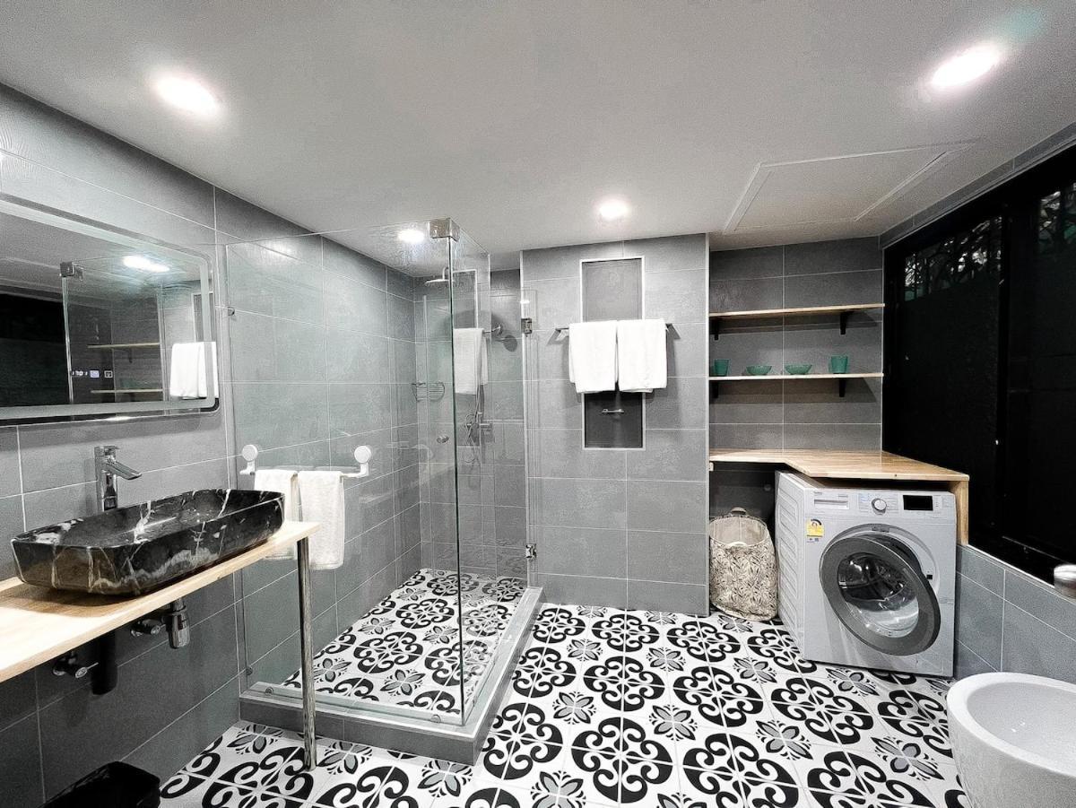 The Sands 3 Bedrooms Beachside In Naiharn Apartment
