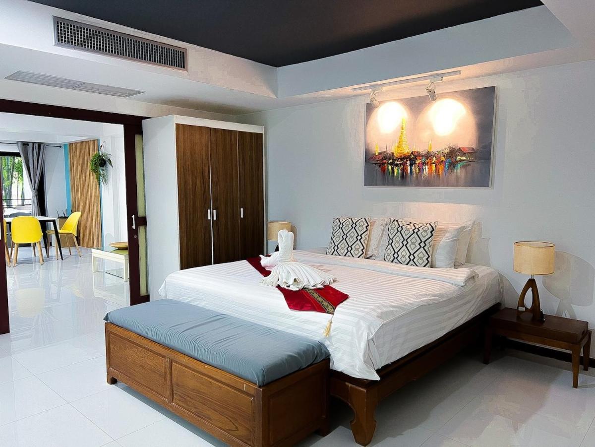 Apartment The Sands 3 Bedrooms Beachside In Naiharn Nai Harn