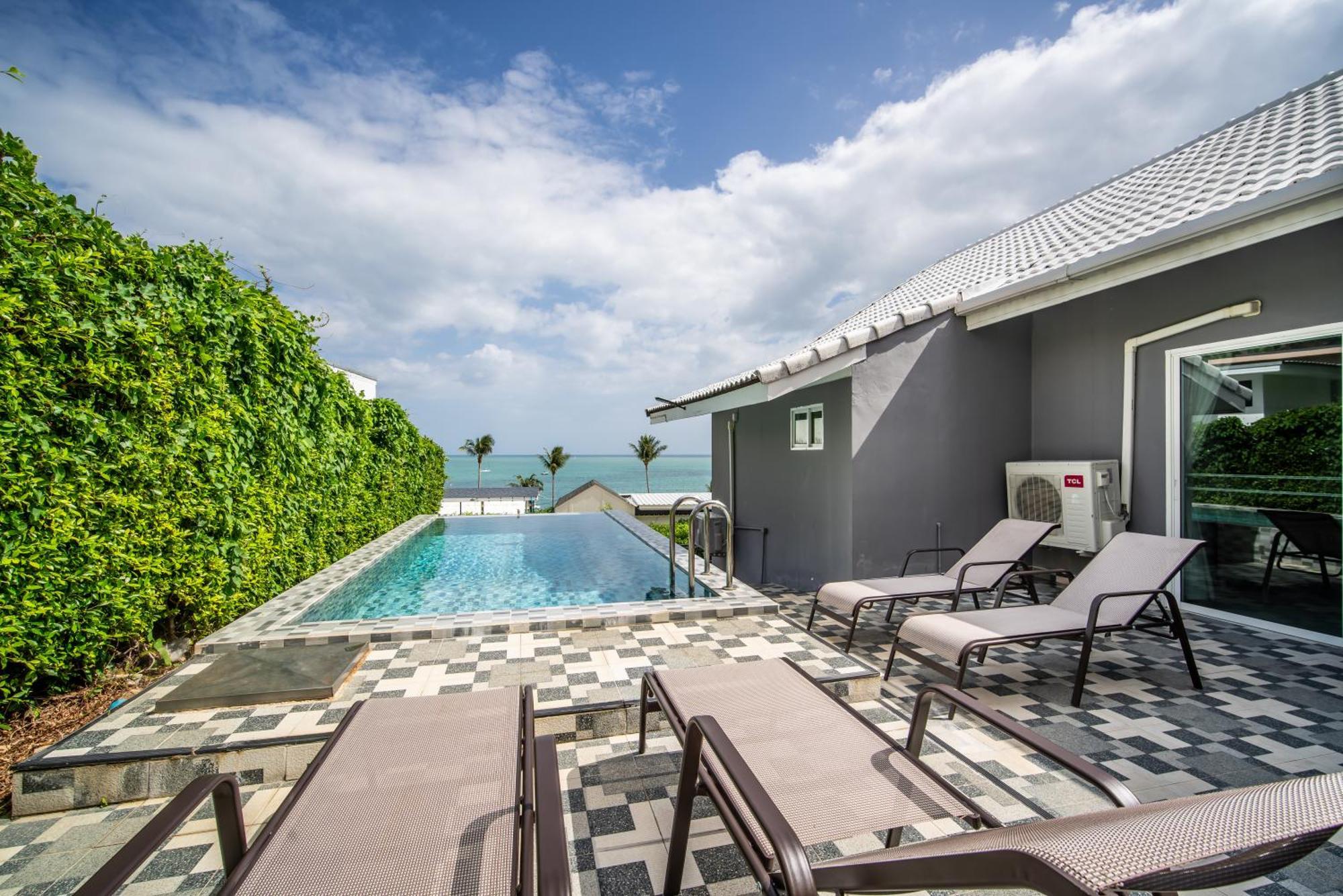 Mona Seaview Pool Front Aoyon *
