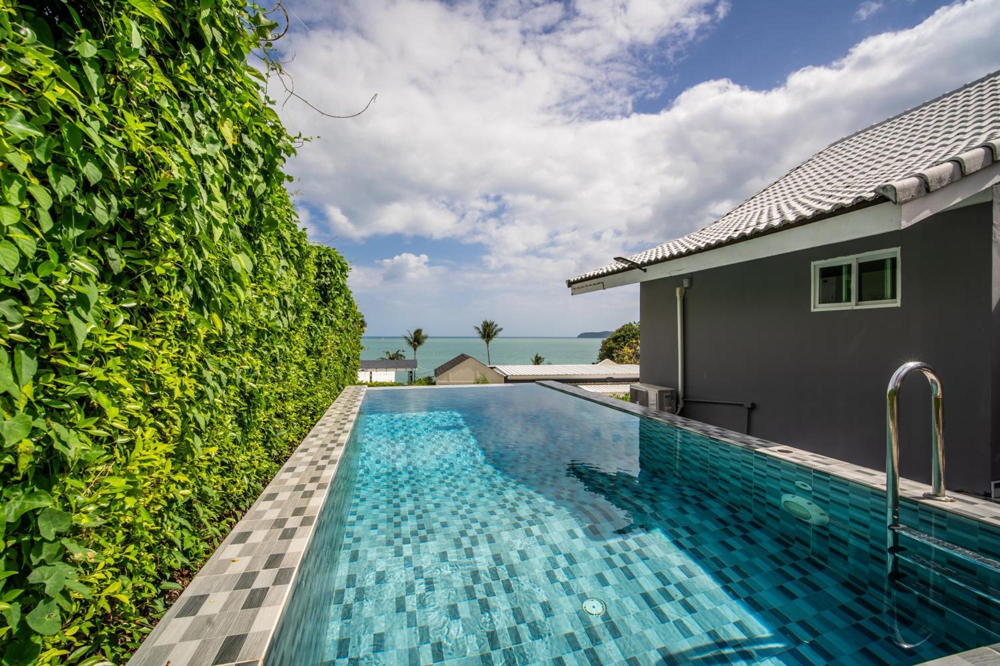 Mona Seaview Pool Front Aoyon Villa *