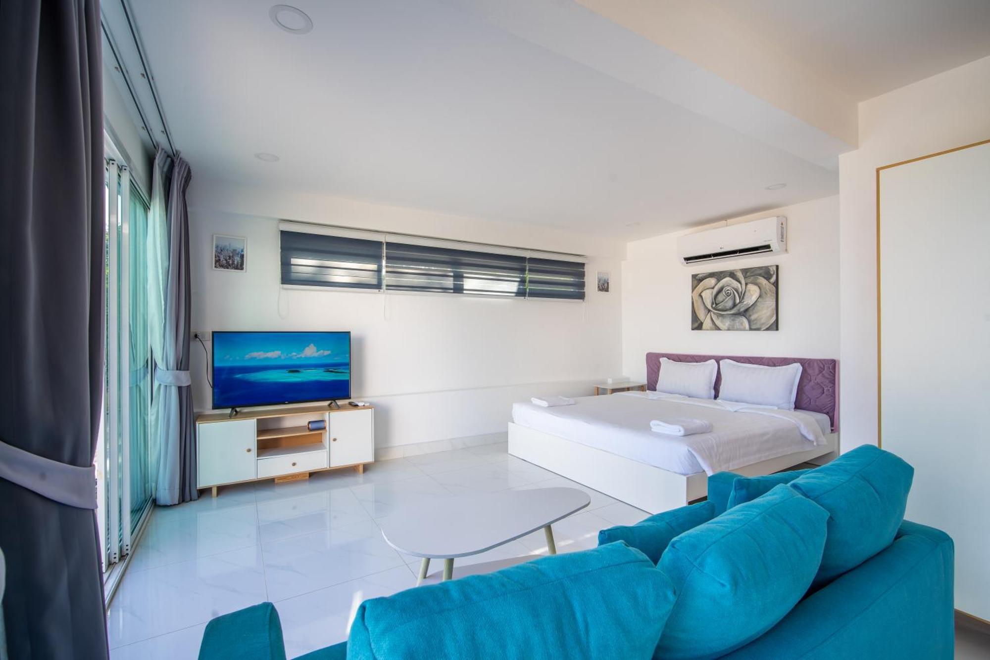 Mona Seaview Pool Front Aoyon *