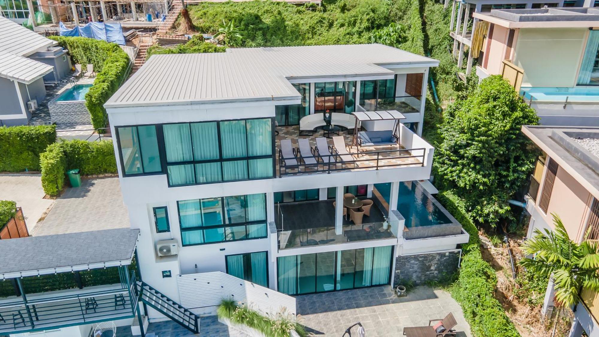 Mona Seaview Pool Front Aoyon Villa
