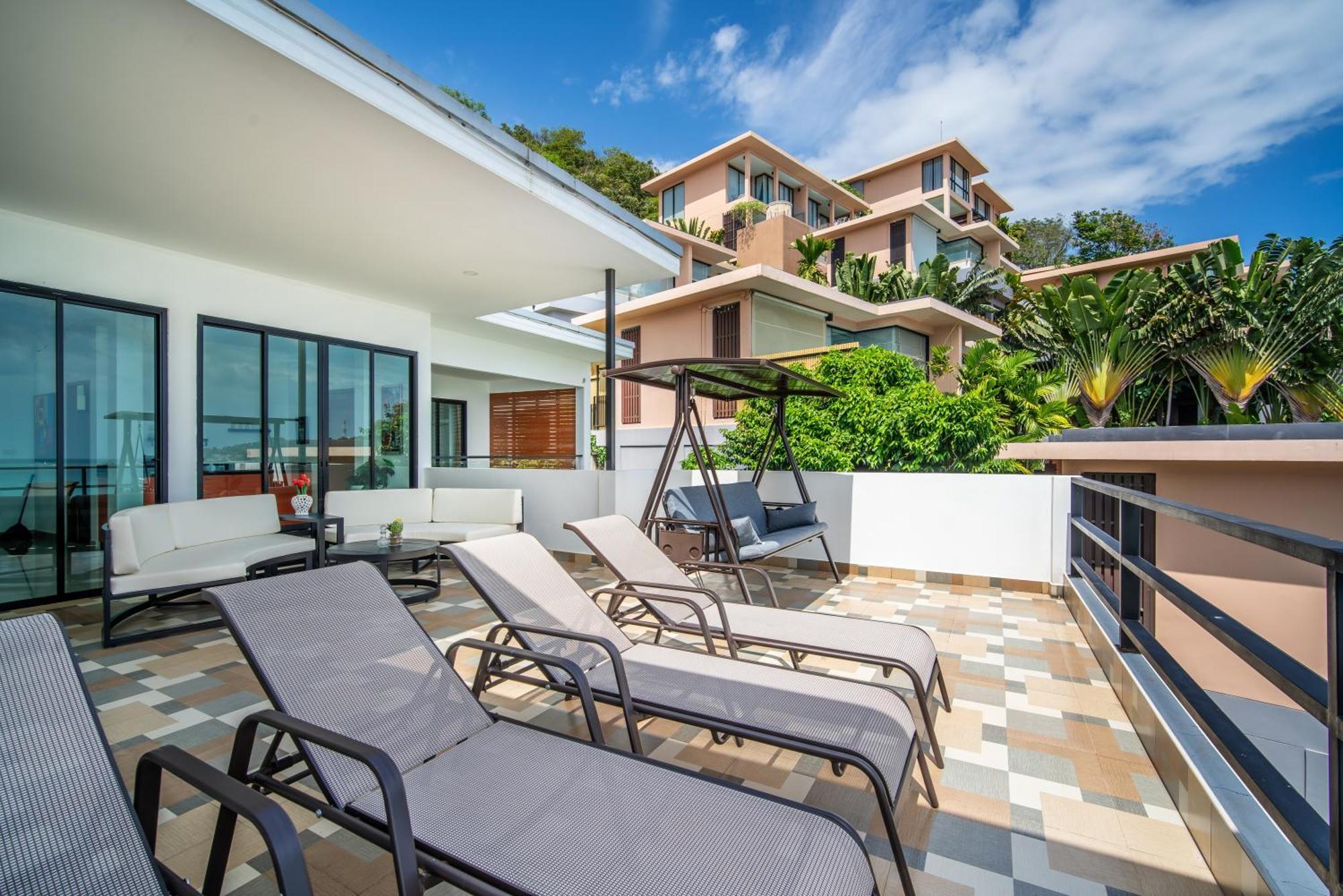Mona Seaview Pool Front Aoyon *