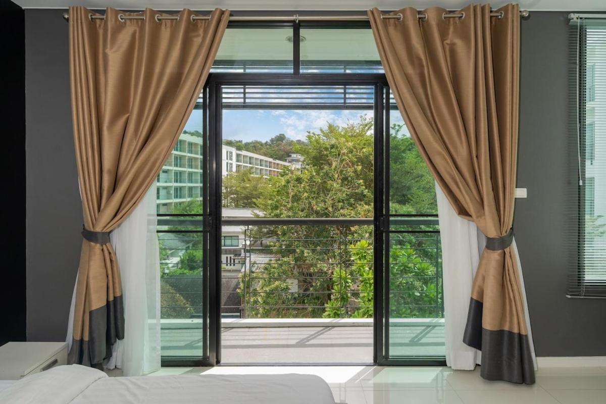 Regent - 4 Bedrooms Apartment