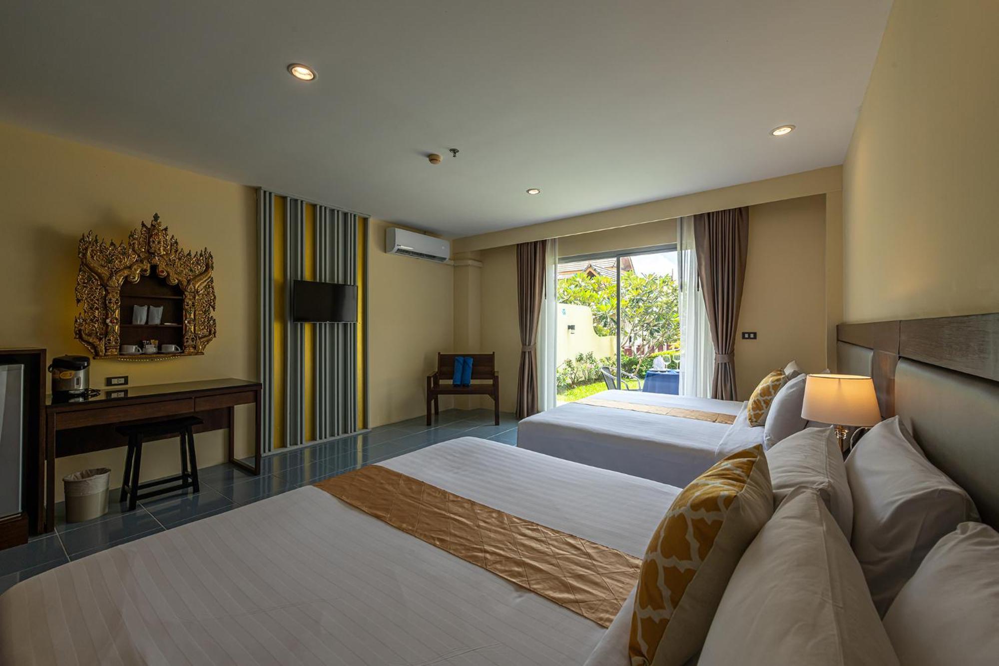 Resort Blue Grand And In Chalong Phuket By Dayuu