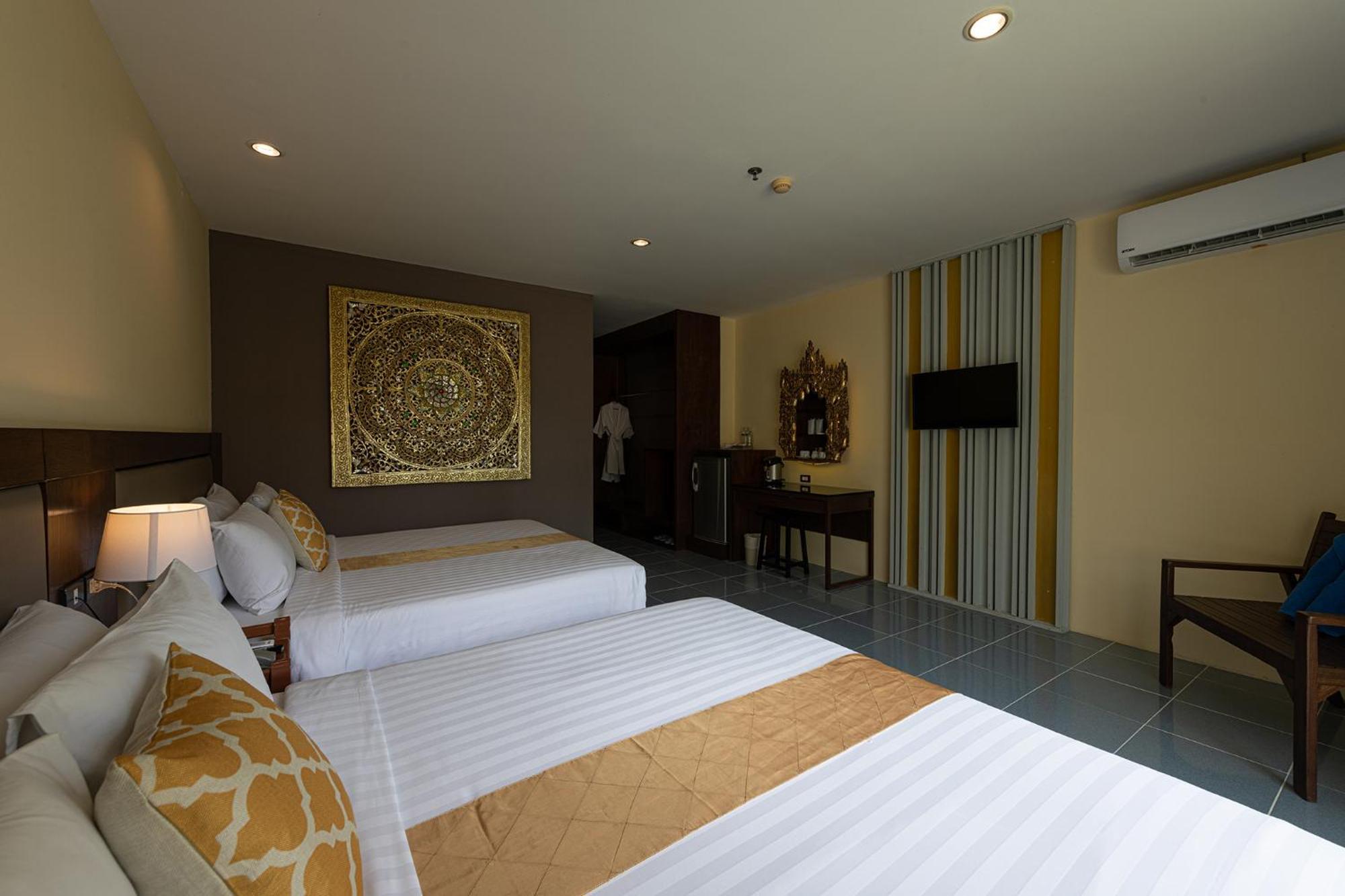 Blue Grand And In Chalong Phuket By Dayuu Resort Ban Saiyuan