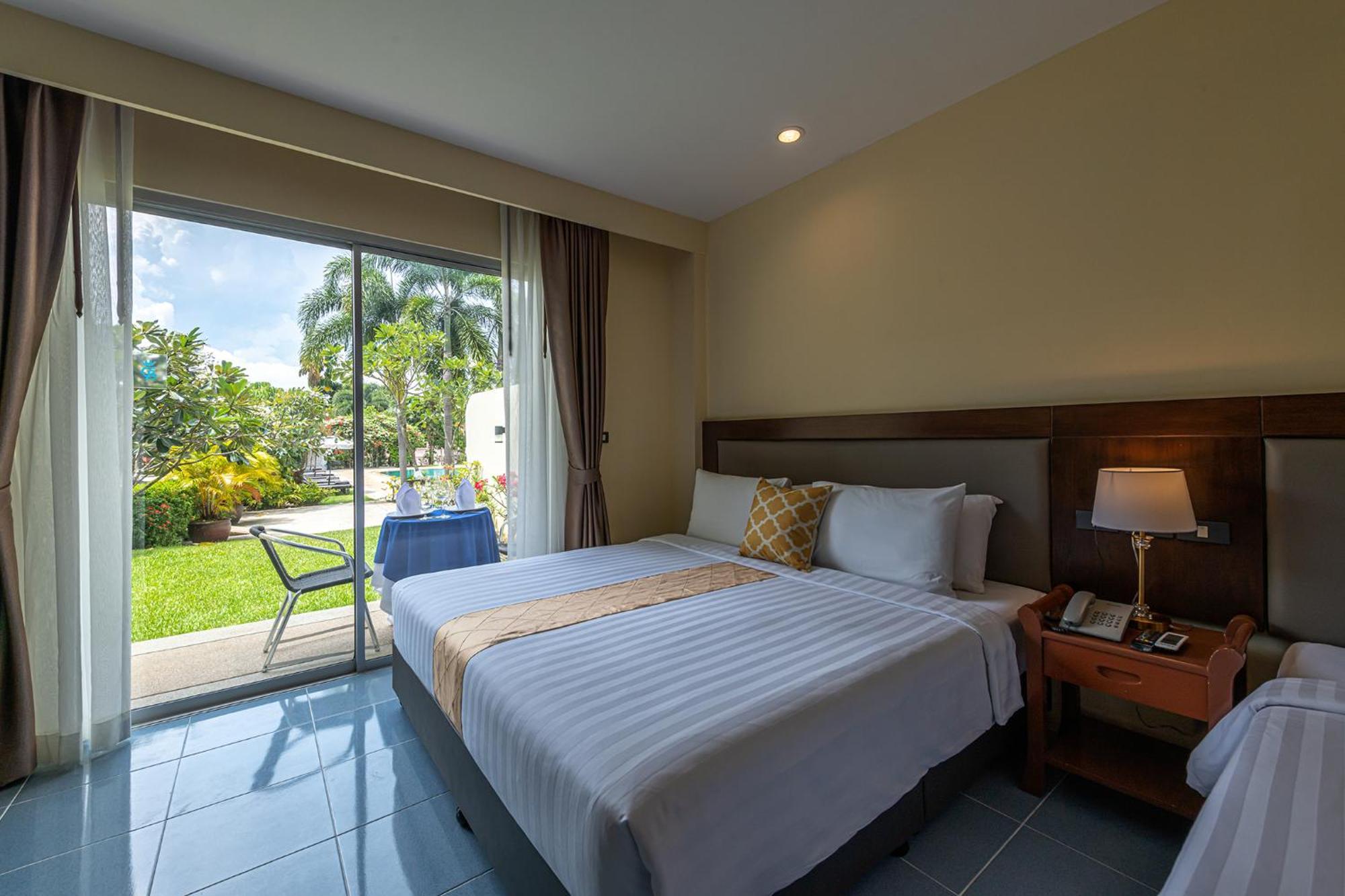 Blue Grand And In Chalong Phuket By Dayuu Resort 5*