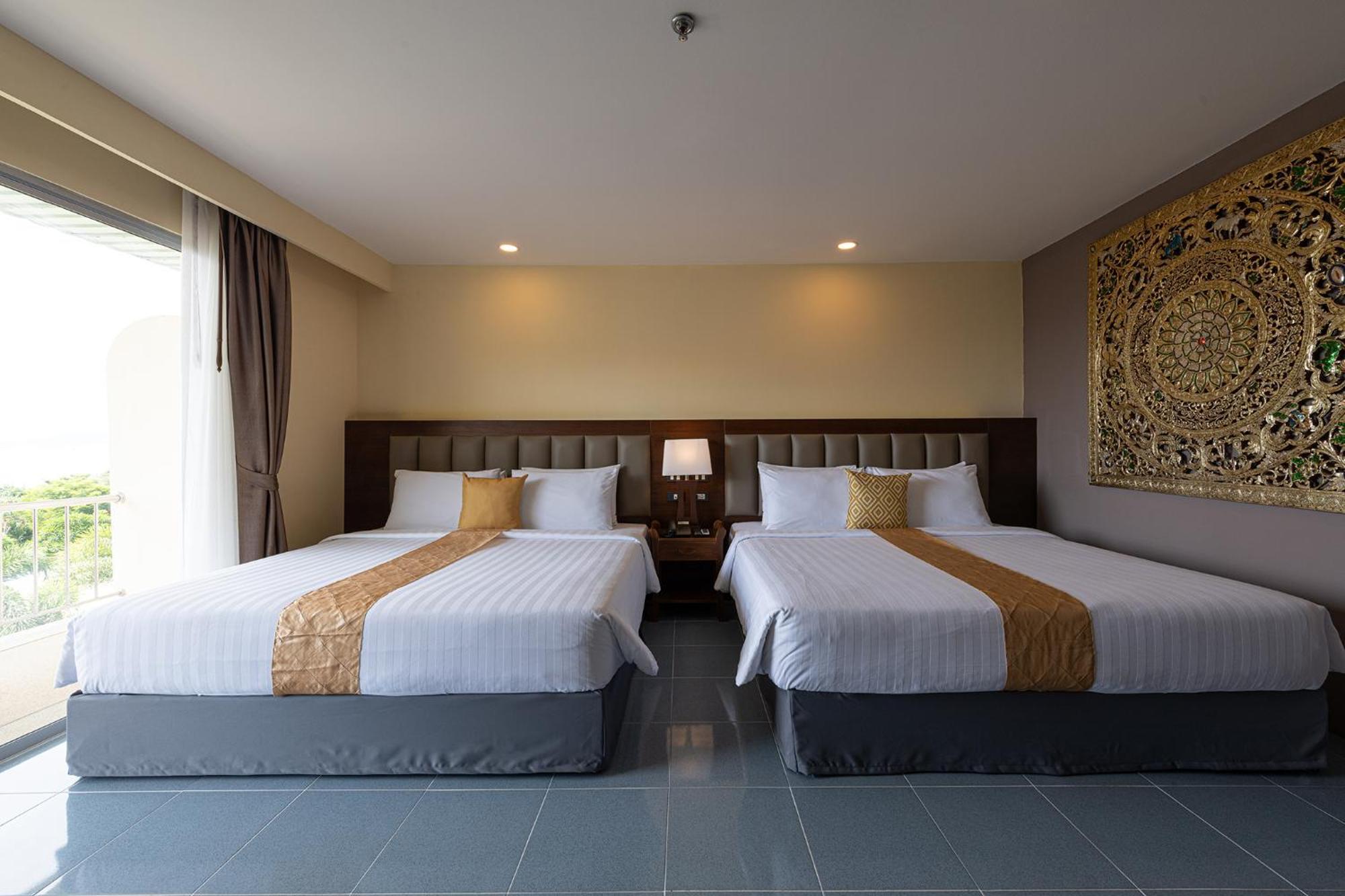 Resort Blue Grand And In Chalong Phuket By Dayuu