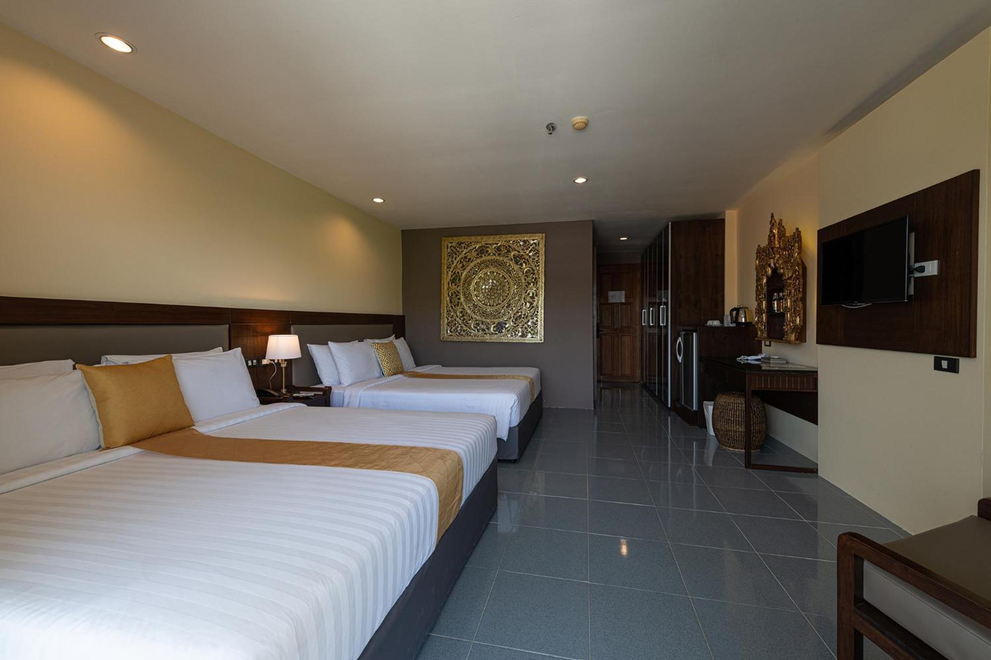 Blue Grand And In Chalong Phuket By Dayuu Resort 5*