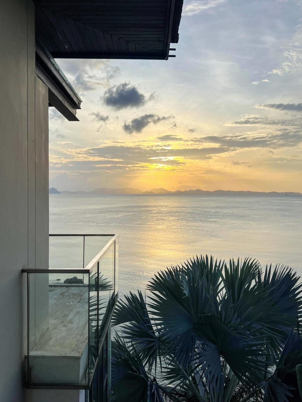 Villa Rare Sunrise Cliff 5 Bedrooms