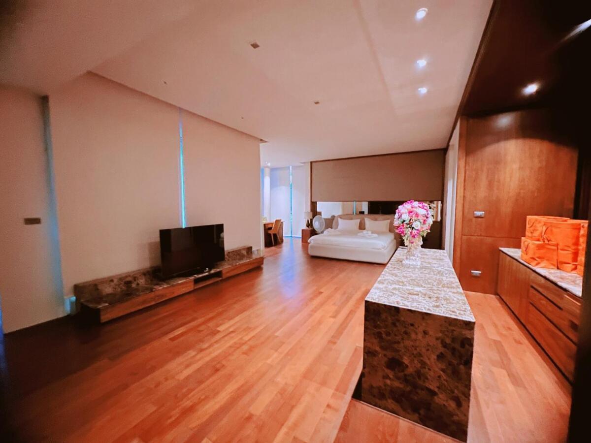 Villa Rare Sunrise Cliff 5 Bedrooms