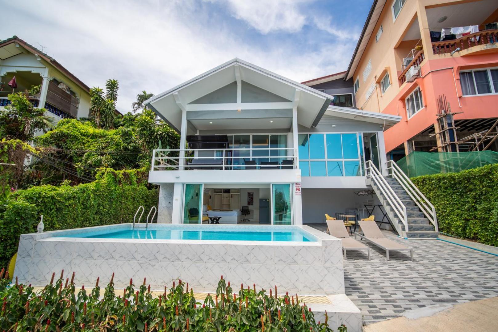 Mona Seaview Pool Front Aoyon Villa *