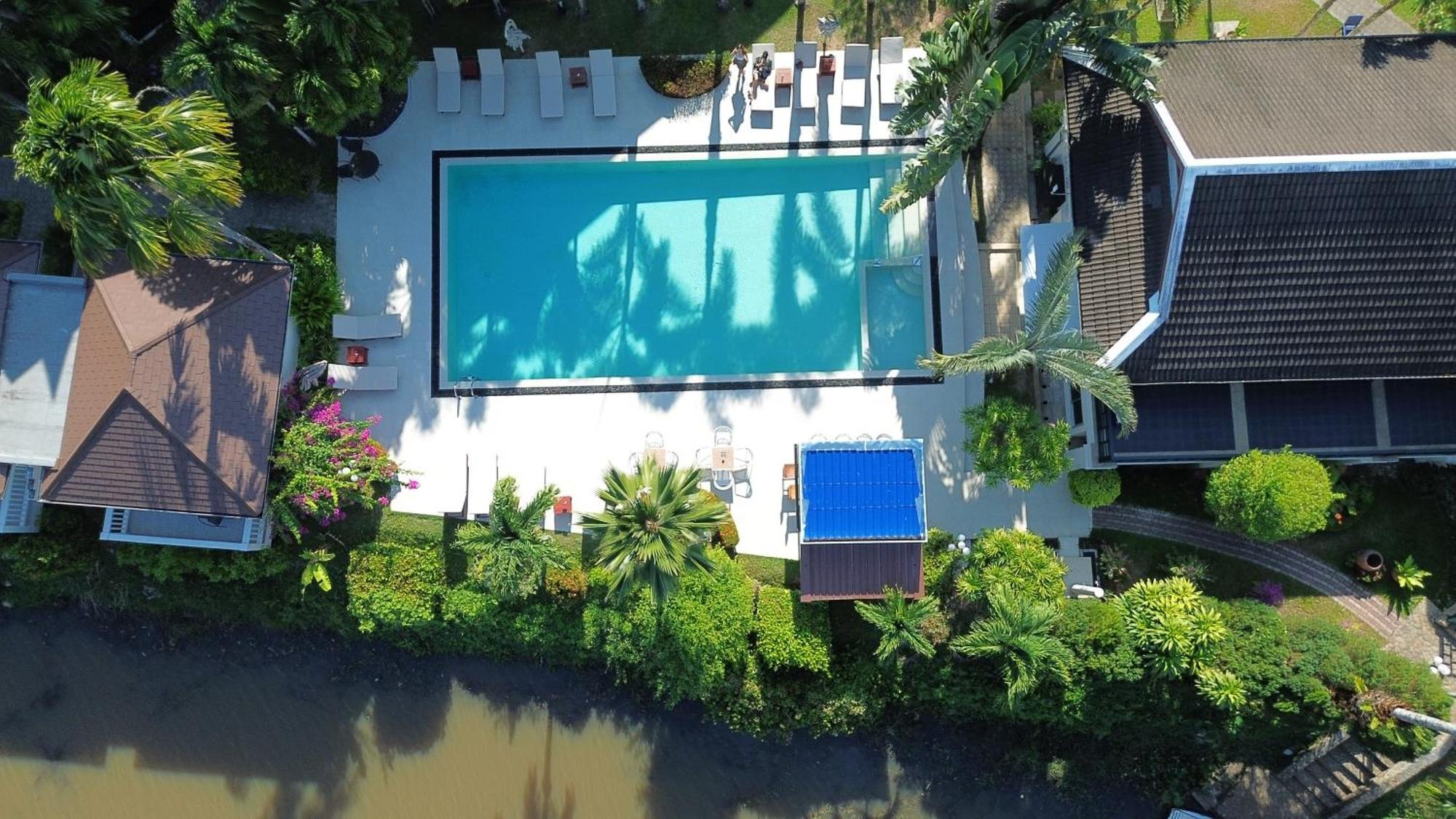 Serenity Lakeside Hotel 3*
