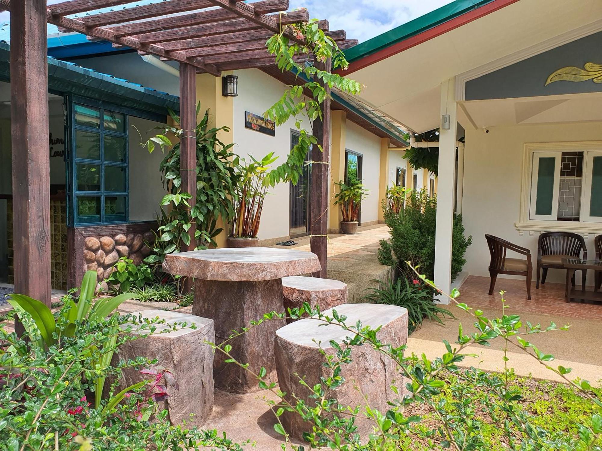 Muchshima House Gasthof