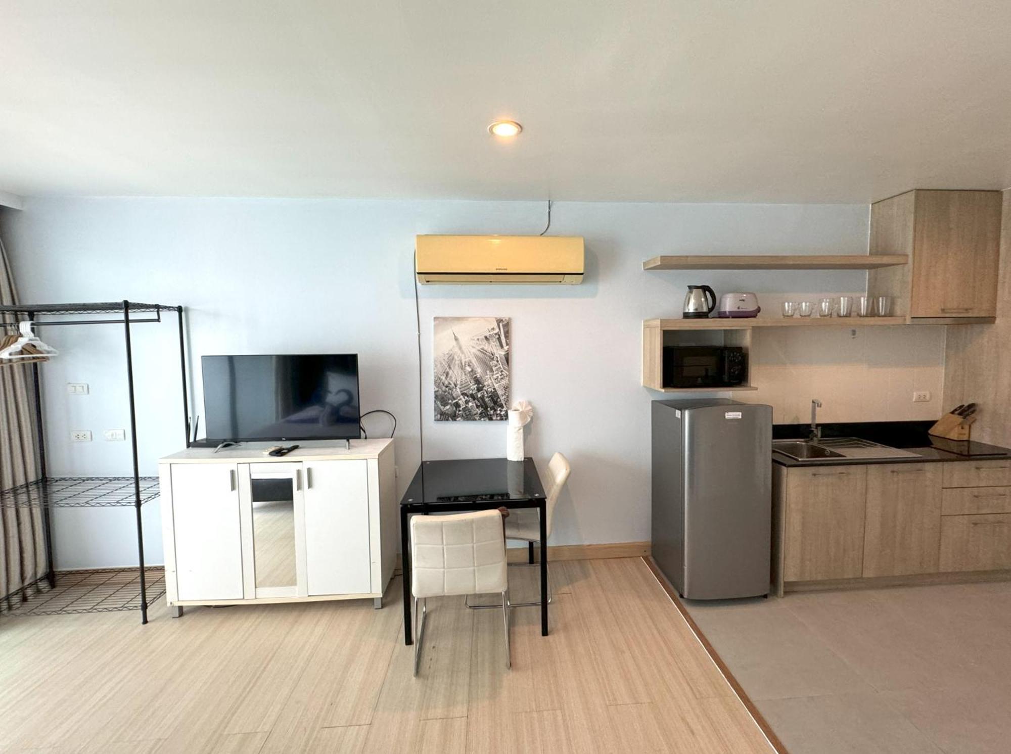 Apartment At The Bliss By Lofty *