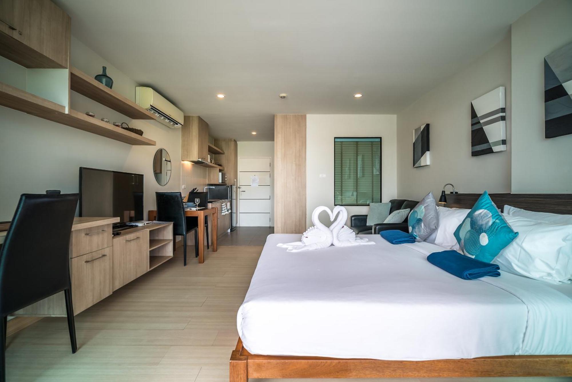 At The Bliss By Lofty Patong