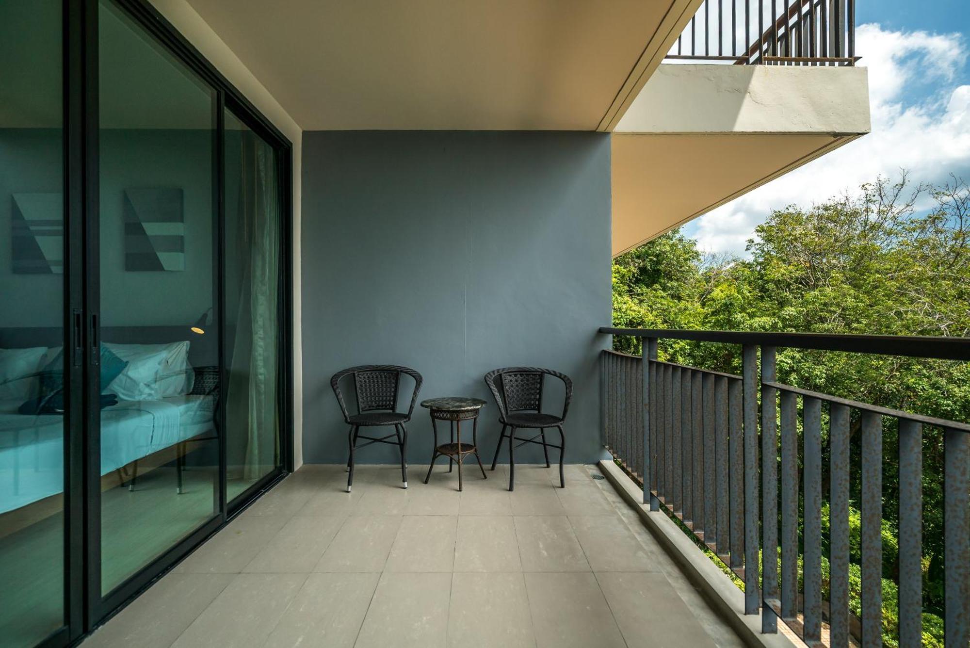 At The Bliss By Lofty Apartment *