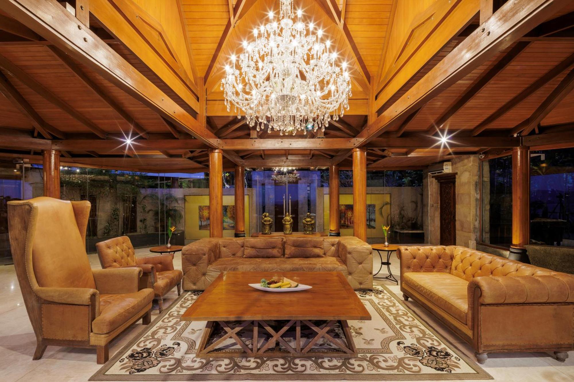 Luxury 4 Pool Seaview 6 Bedroom On Hill Surin Beach (Phuket)