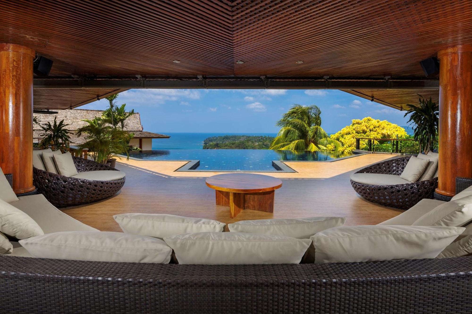 Luxury 4 Pool Seaview 6 Bedroom On Hill Villa *