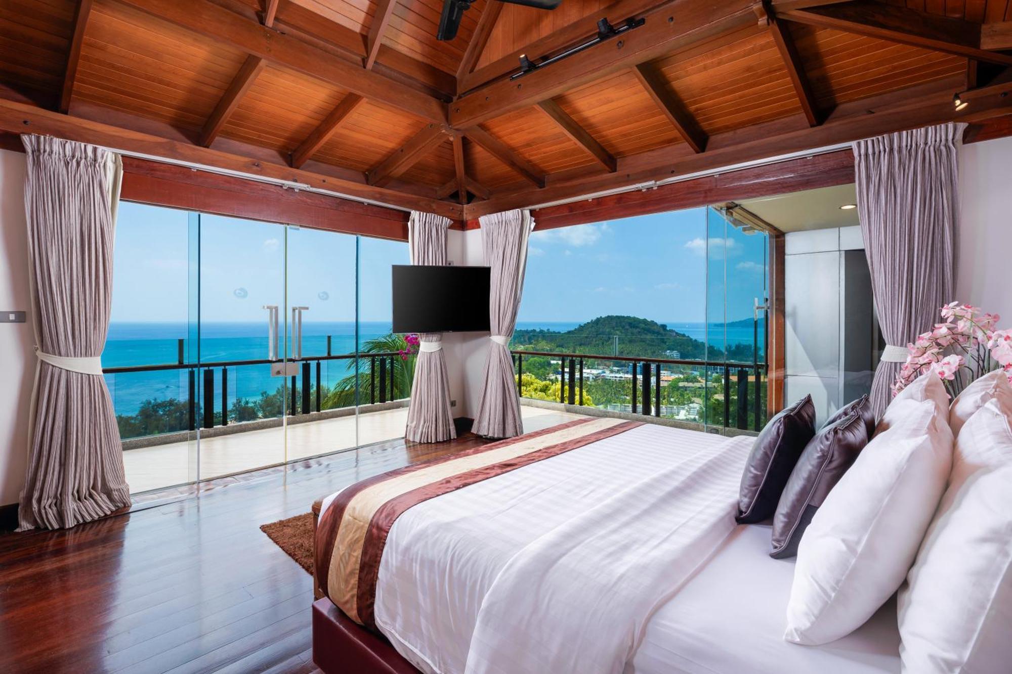 Villa Luxury 4 Pool Seaview 6 Bedroom On Hill *
