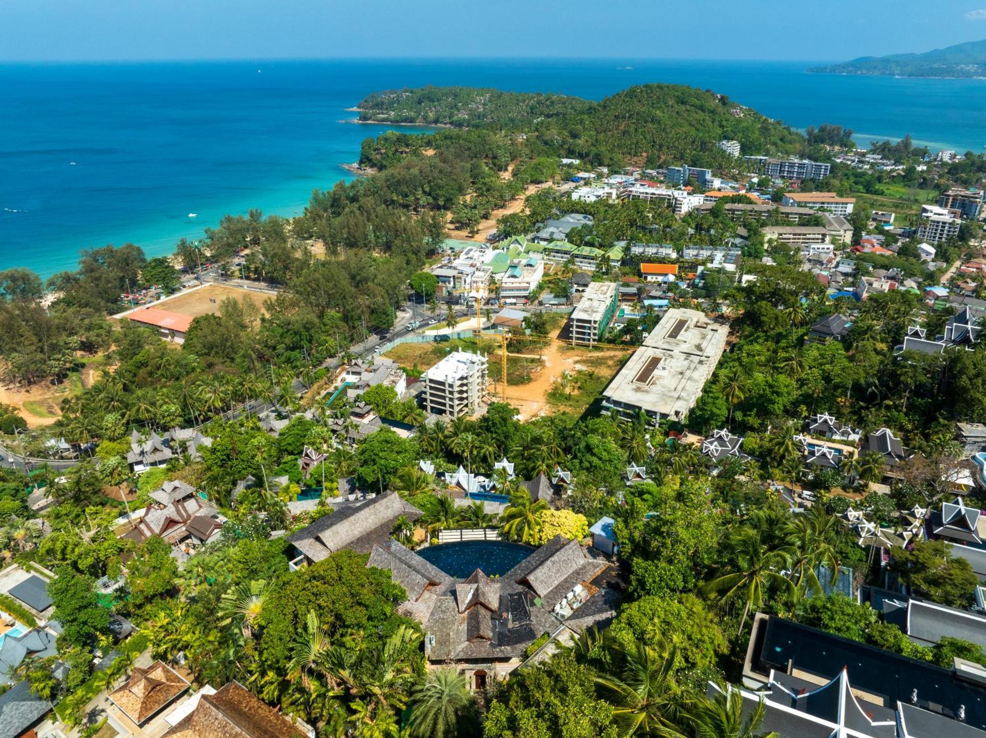 Luxury 4 Pool Seaview 6 Bedroom On Hill Surin Beach (Phuket)